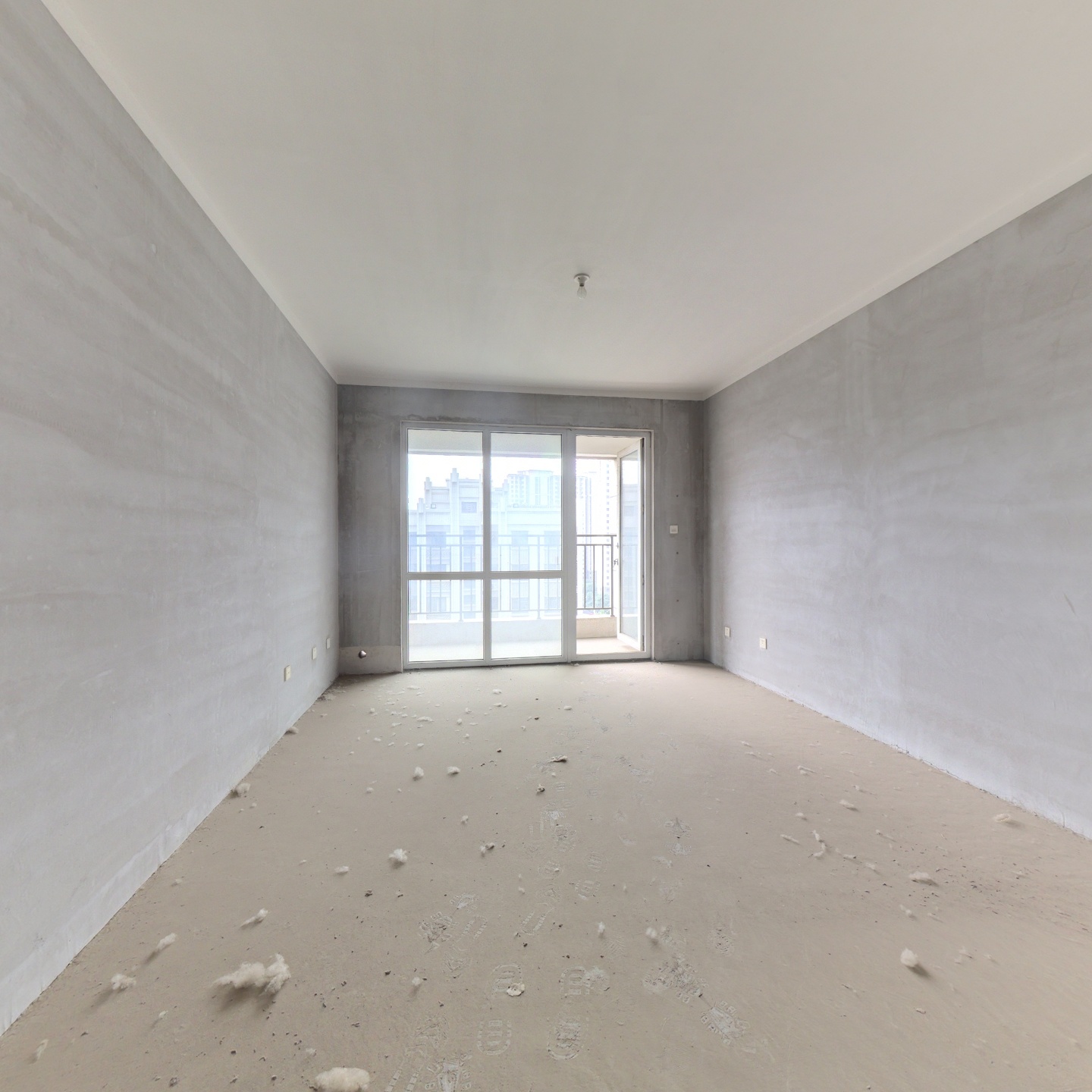 华融现代城一梯两户低层洋房 带阁楼