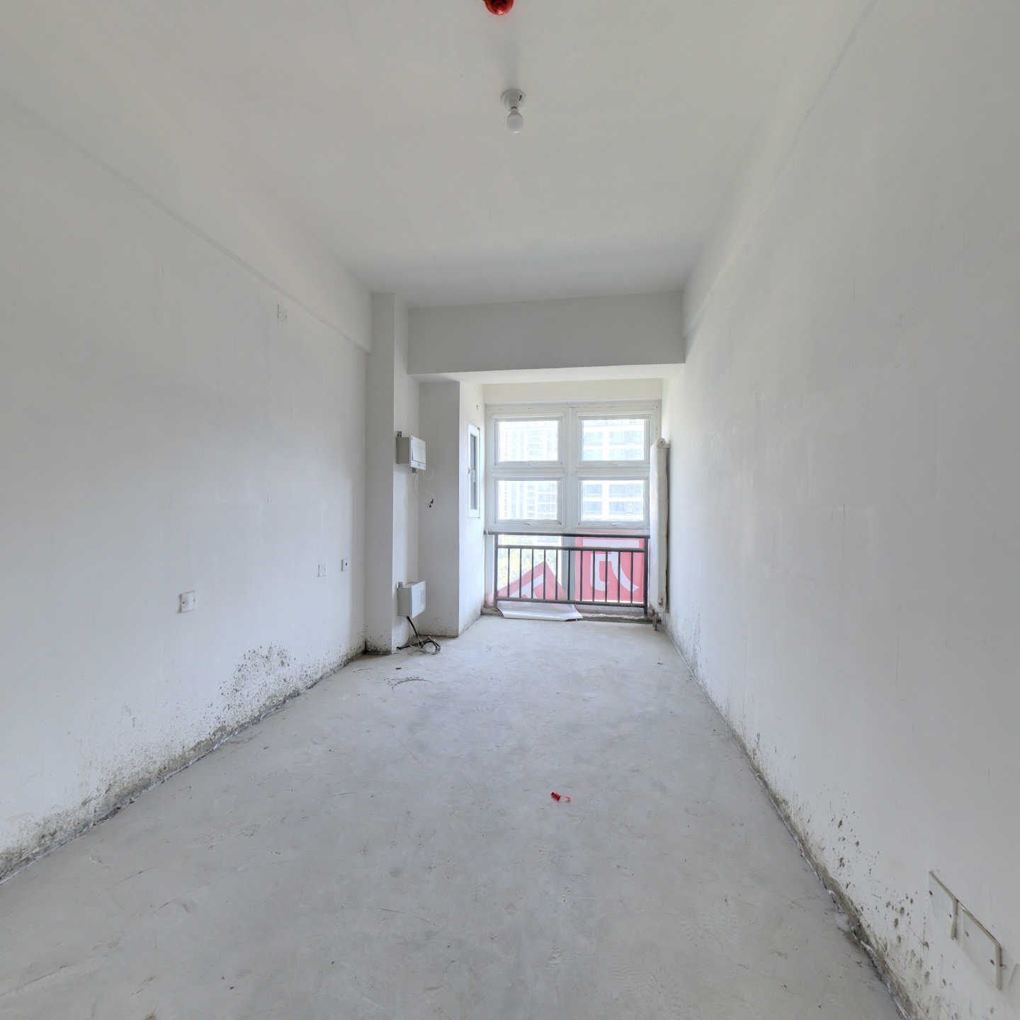 此房新 楼层好 视野开阔 采光充足 设施齐全