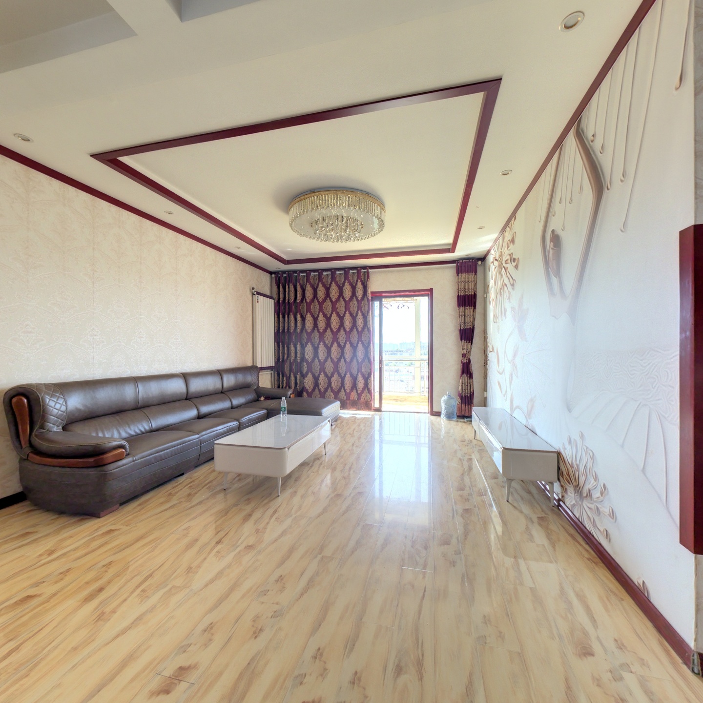 军欣家园  南北通透大四居 带装修 集中供暖