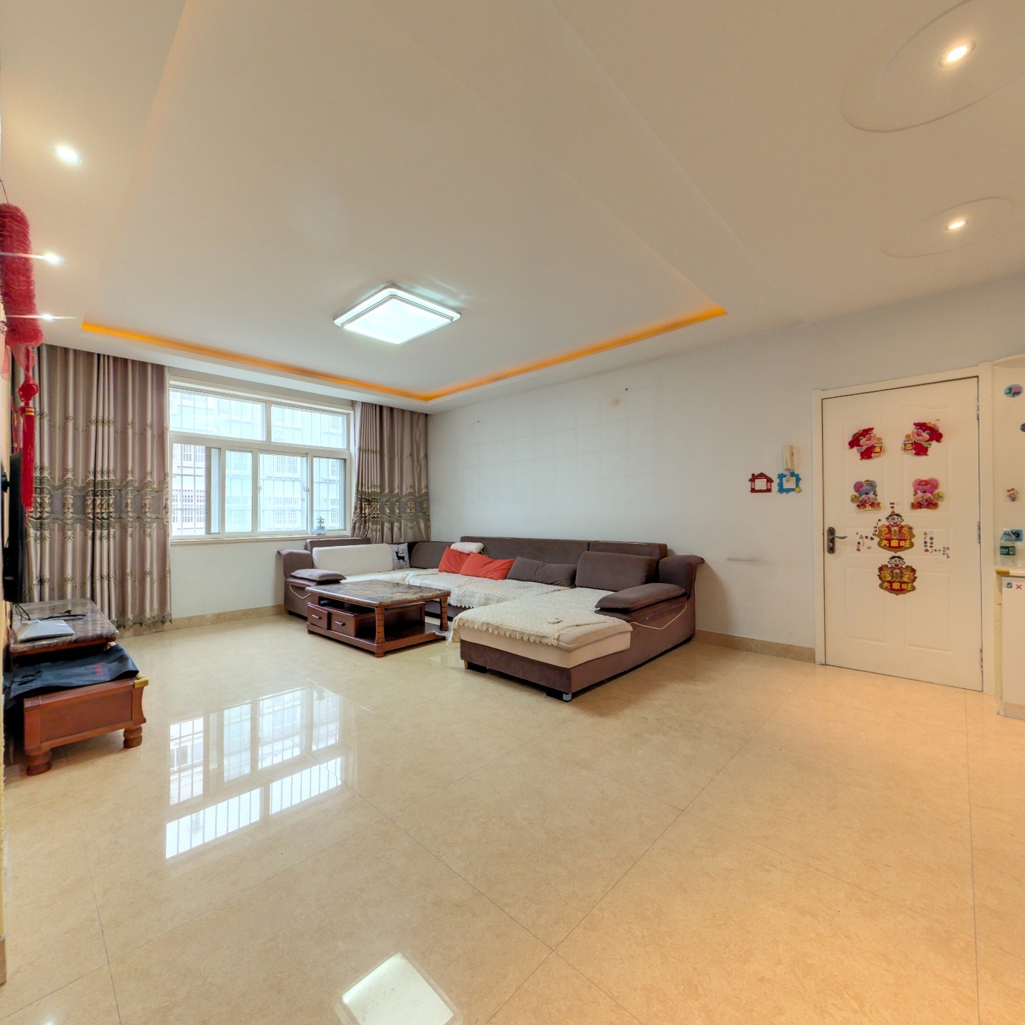 近北城公园，东店富贵苑，二楼，116平，采光好，