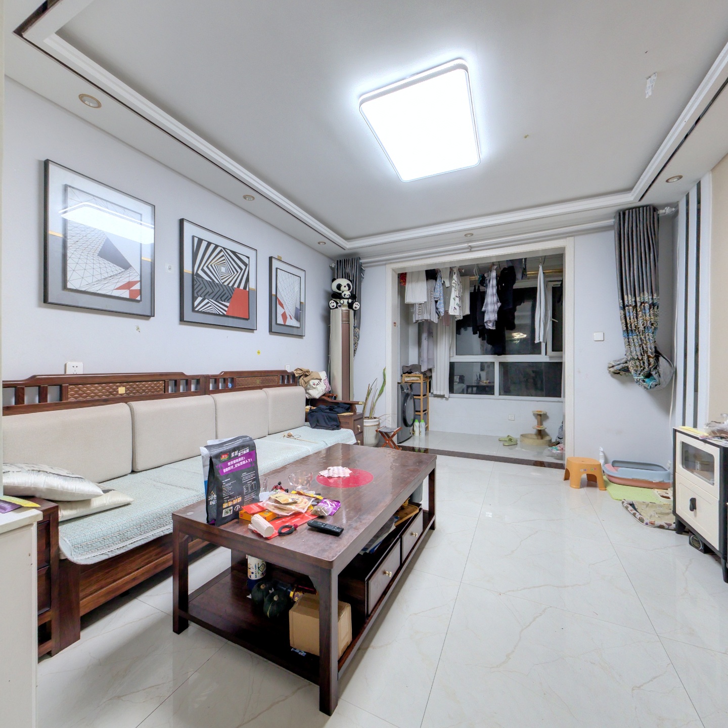 华邦旭景园东区电梯2楼，带车位储藏室