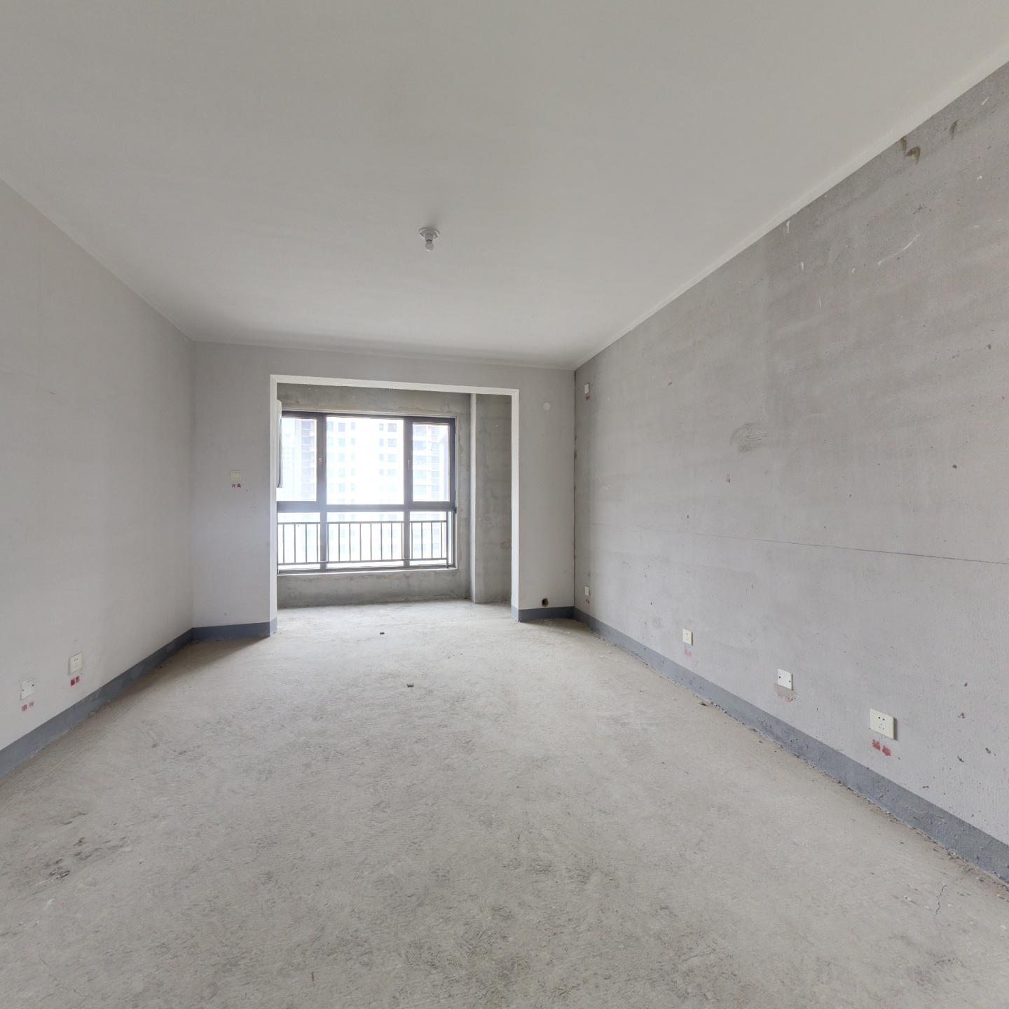 天伦湾嘉园 3室1厅 南 北