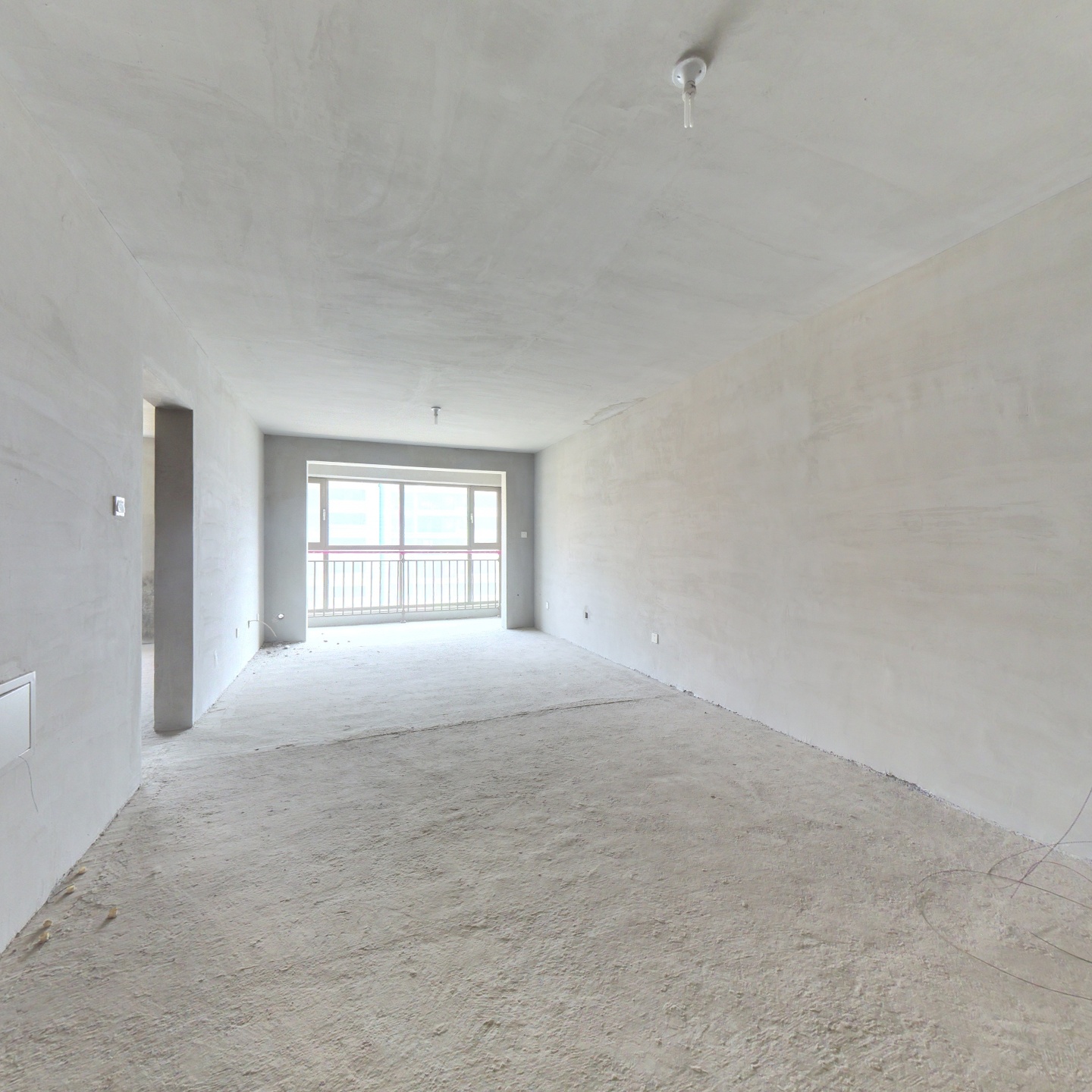 房本满二 中间层 不挡光 看房随时