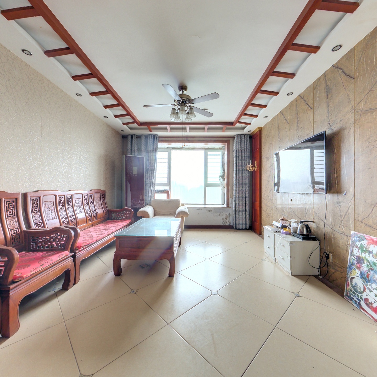 平章府电梯精装修，带地下大车库，证件齐全。急售！