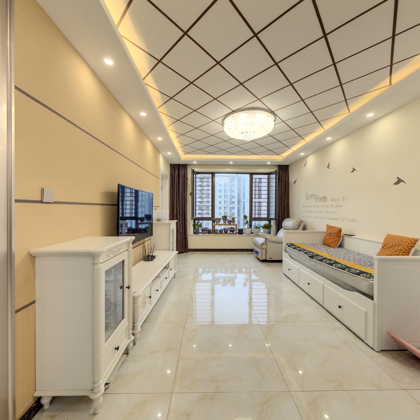 高铁新干线 2室1厅 南