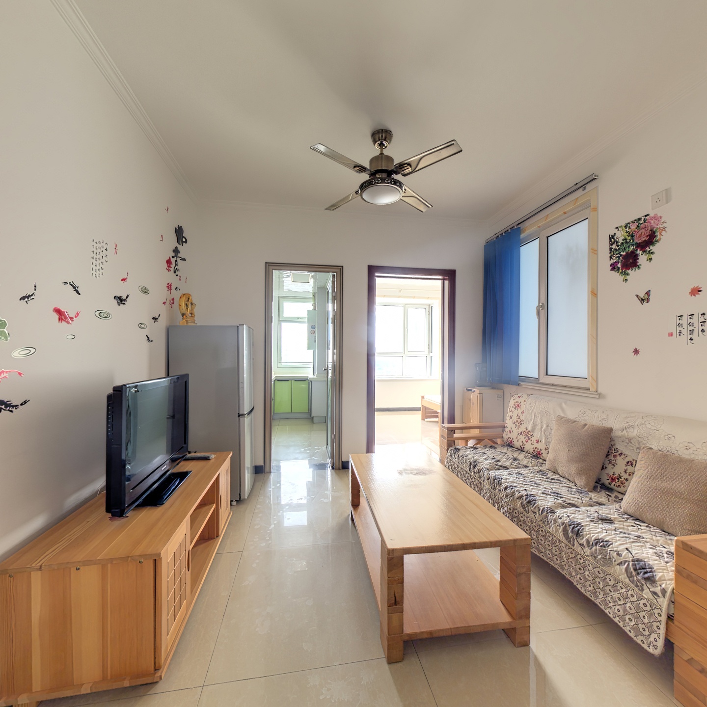 此房位于华阳主路旁，电梯房，交通便利