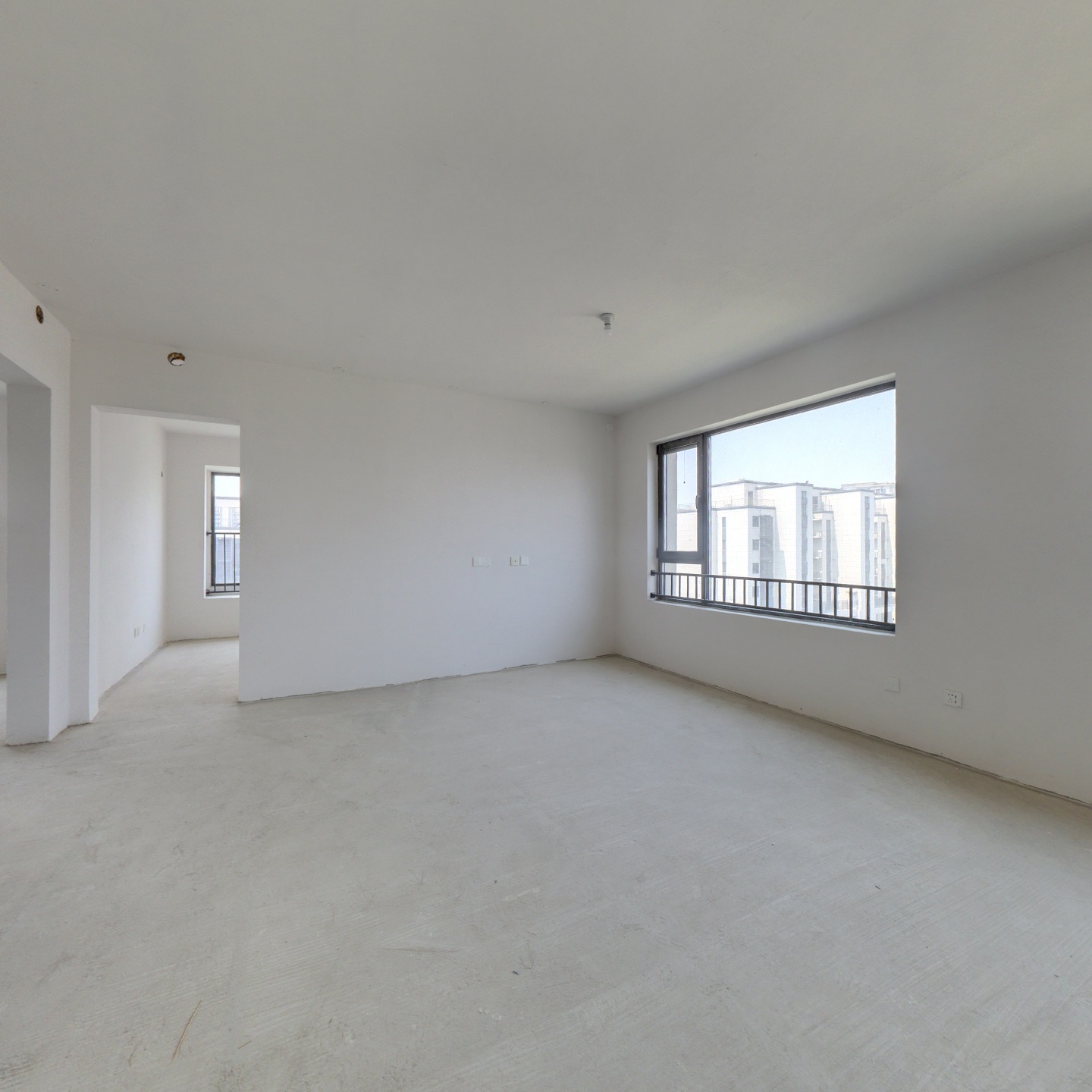 6号楼采光好，价格可议，诚意出售。