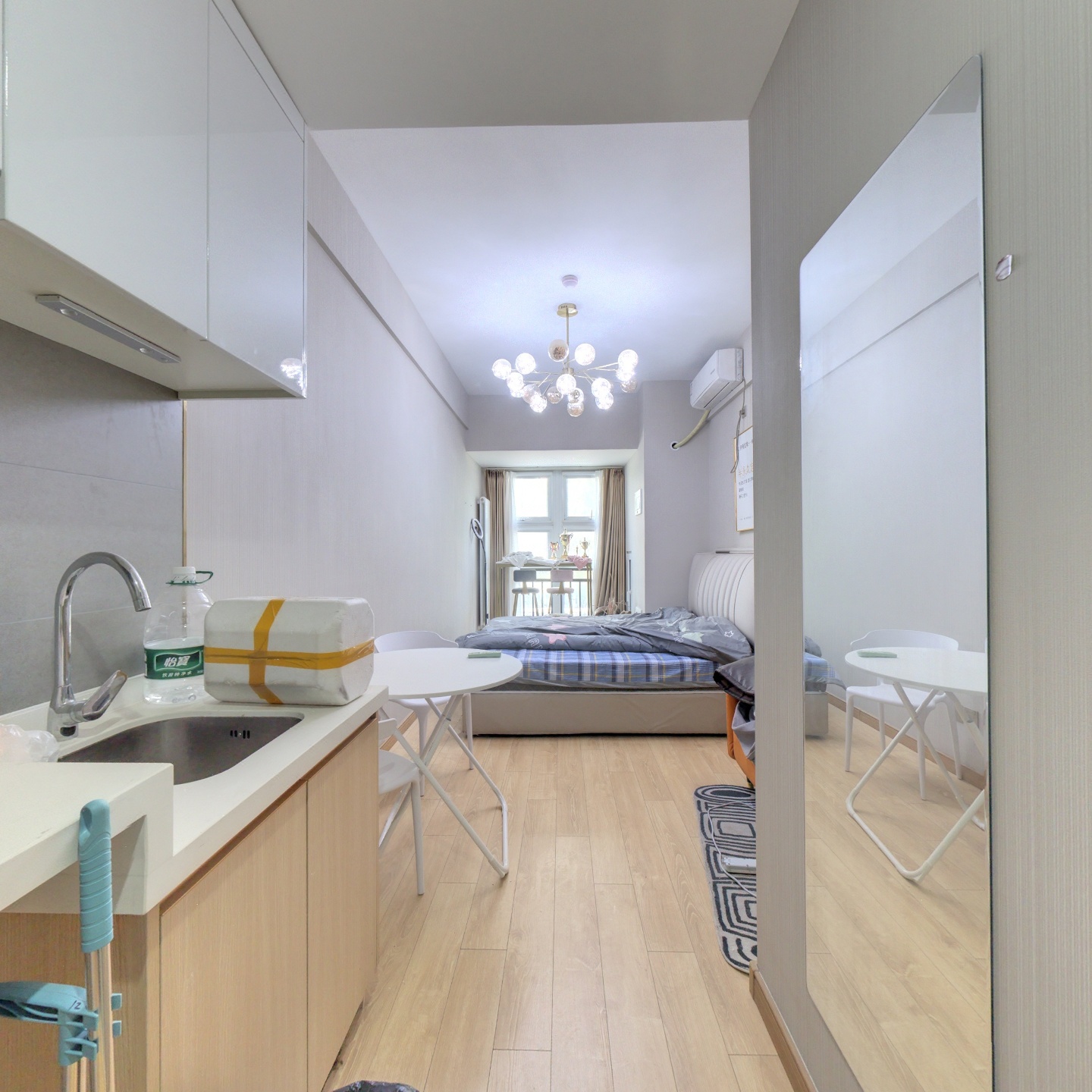 万科朝北一居，租率高，业主诚心出售