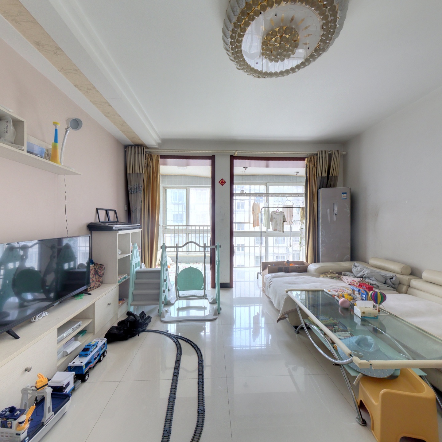 房本满五不唯一，拎包入住，好楼层，彩光无遮挡。