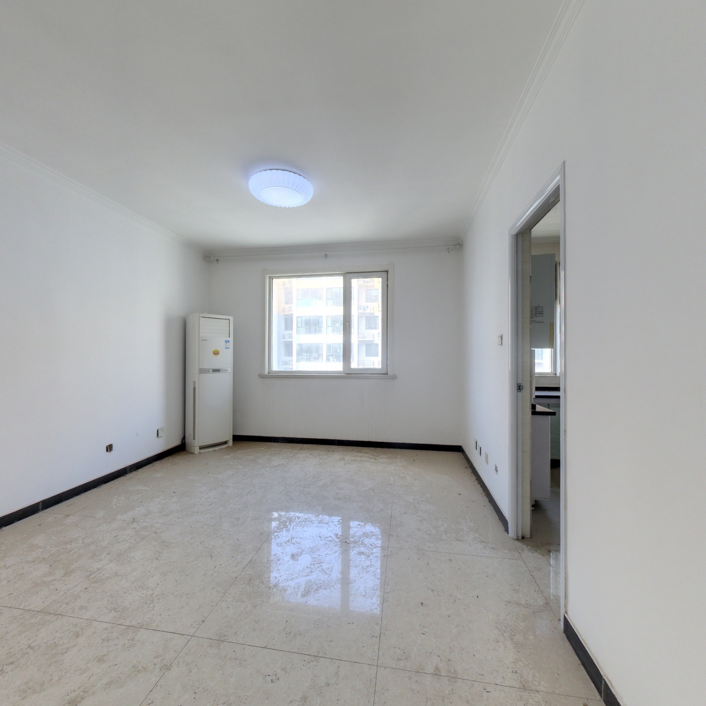 西丁 双塔 电梯房 南北三居室 采光通风好