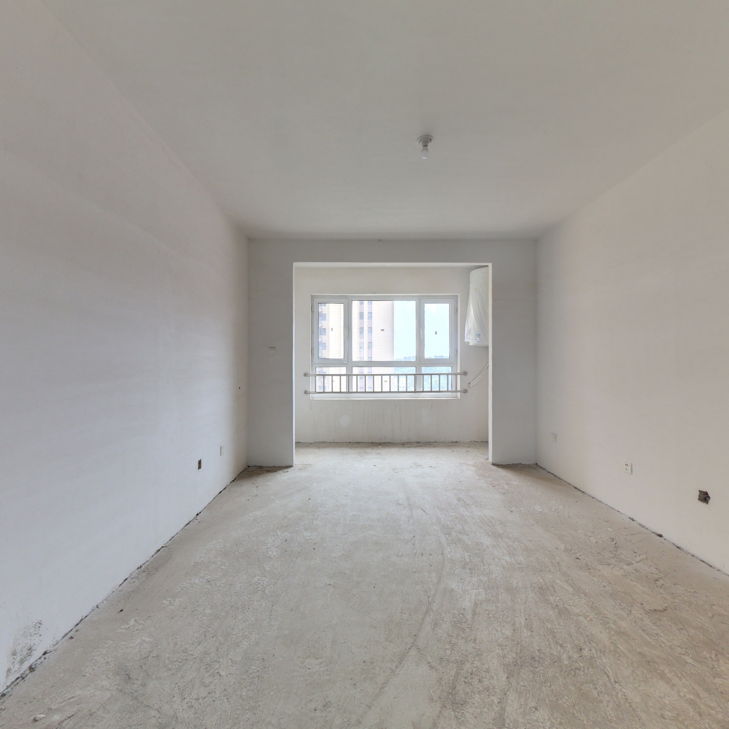 印象城1号楼，南北三居室，毛坯随心装