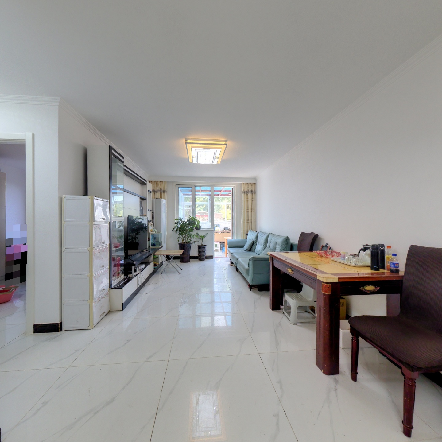 全款房，一层带小院儿 ，2014年次新房