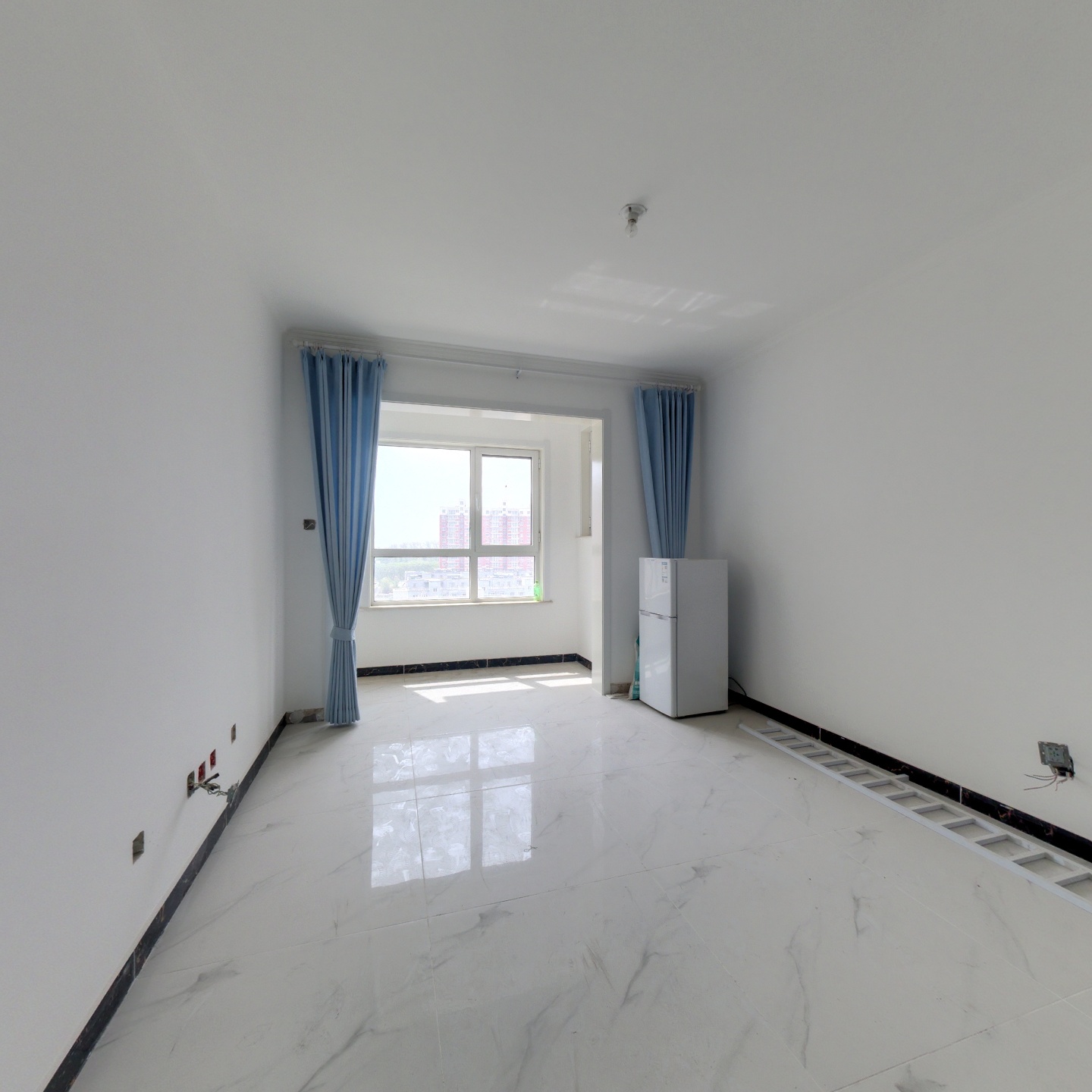 鹏渤·印象城 2室2厅 南