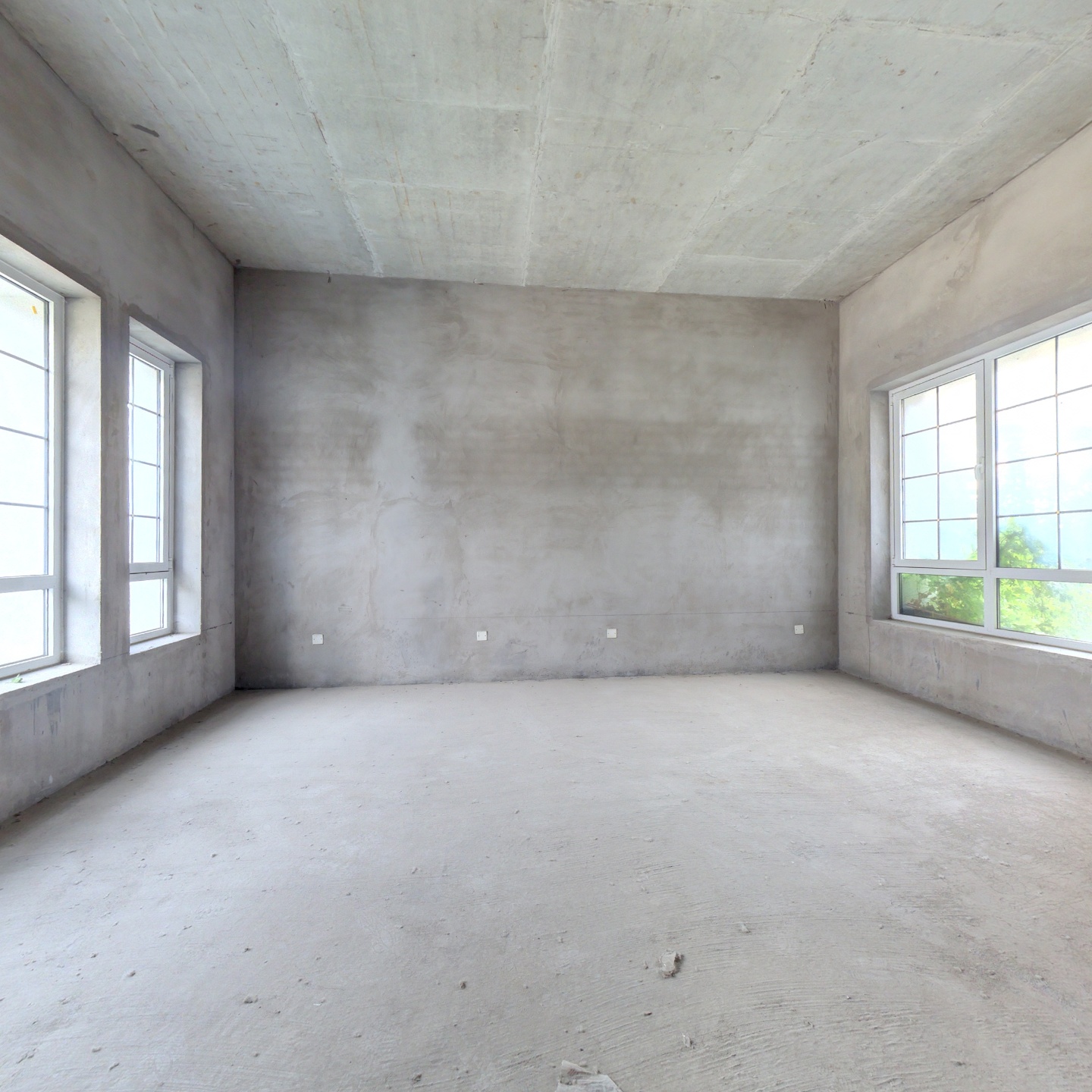 西京都 联排别墅  高尔夫区 环境优美 户型好