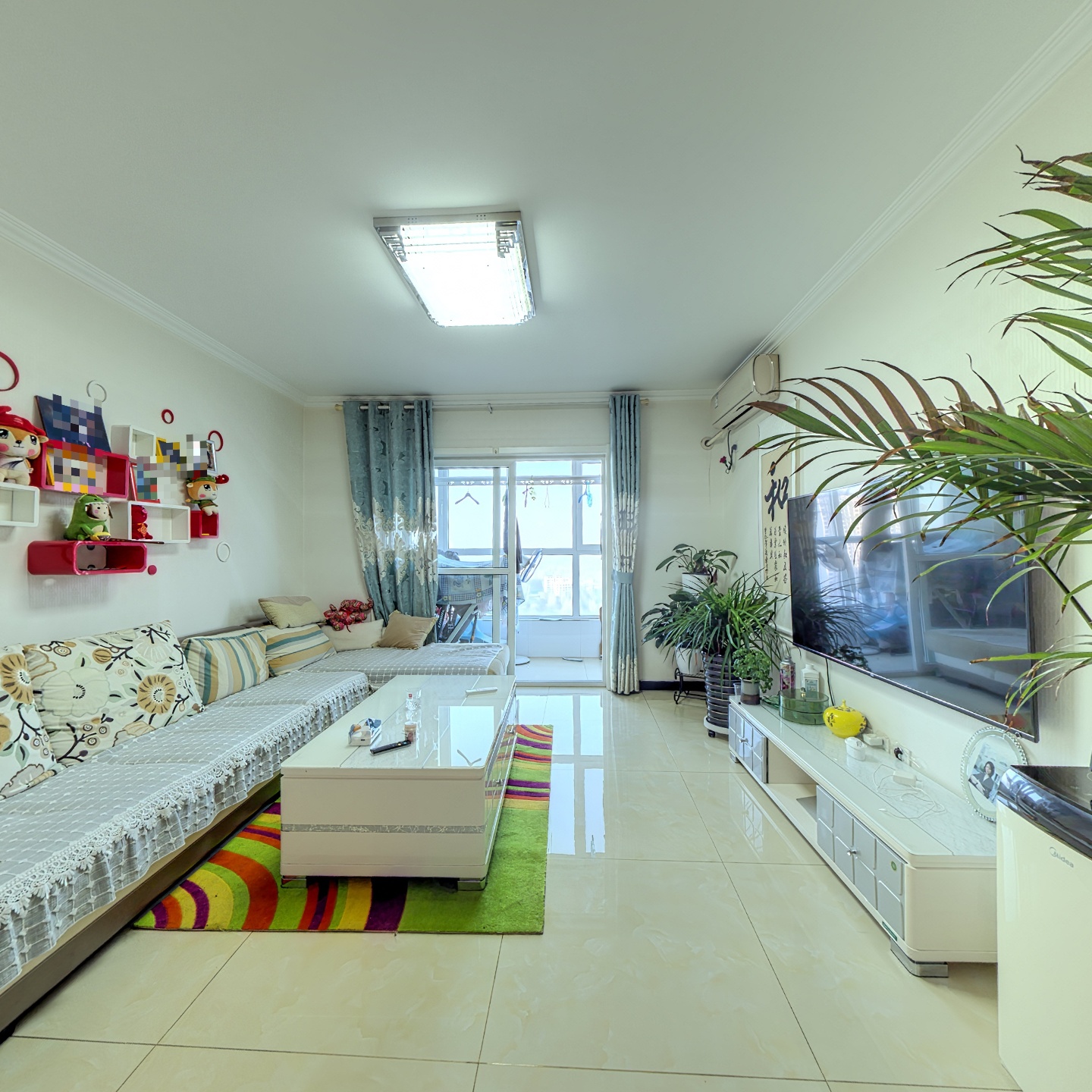 精装南北通透两居室，通风好，拎包入住，诚心出售