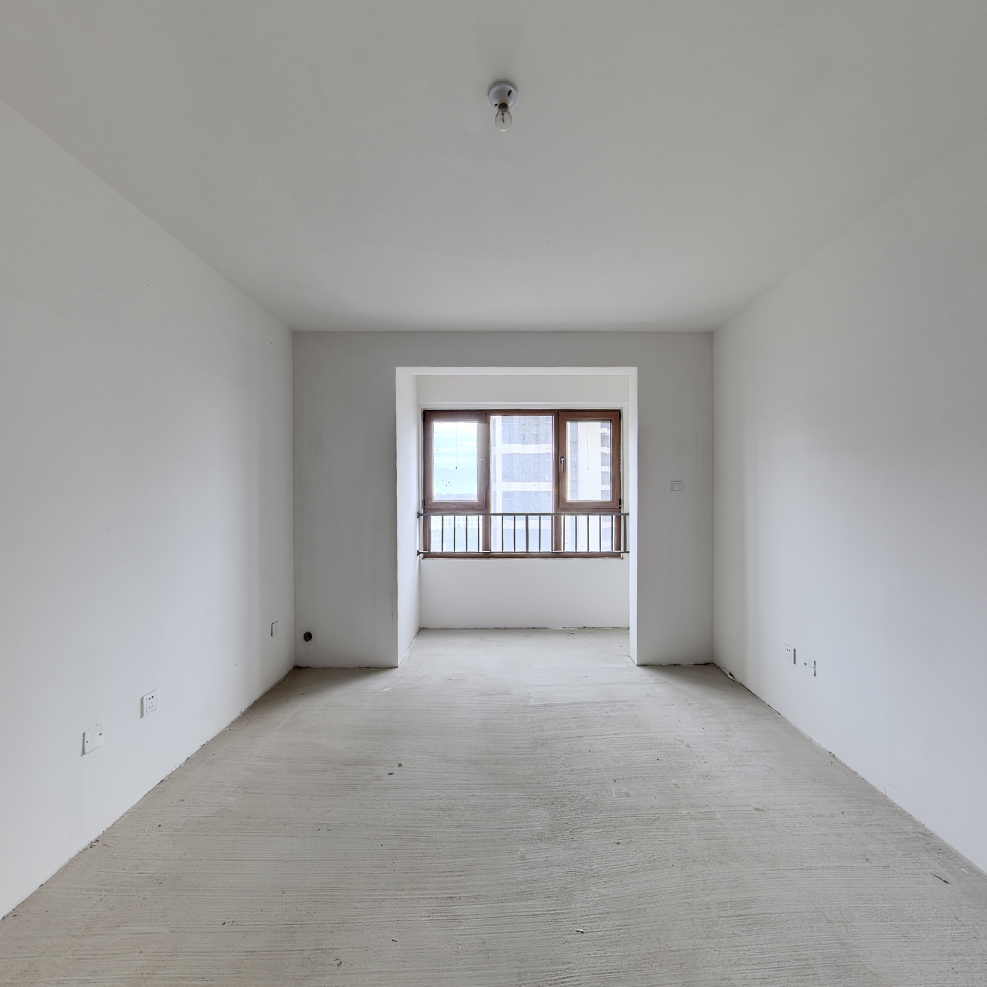 鸿坤理想尔湾 3室1厅 南 北