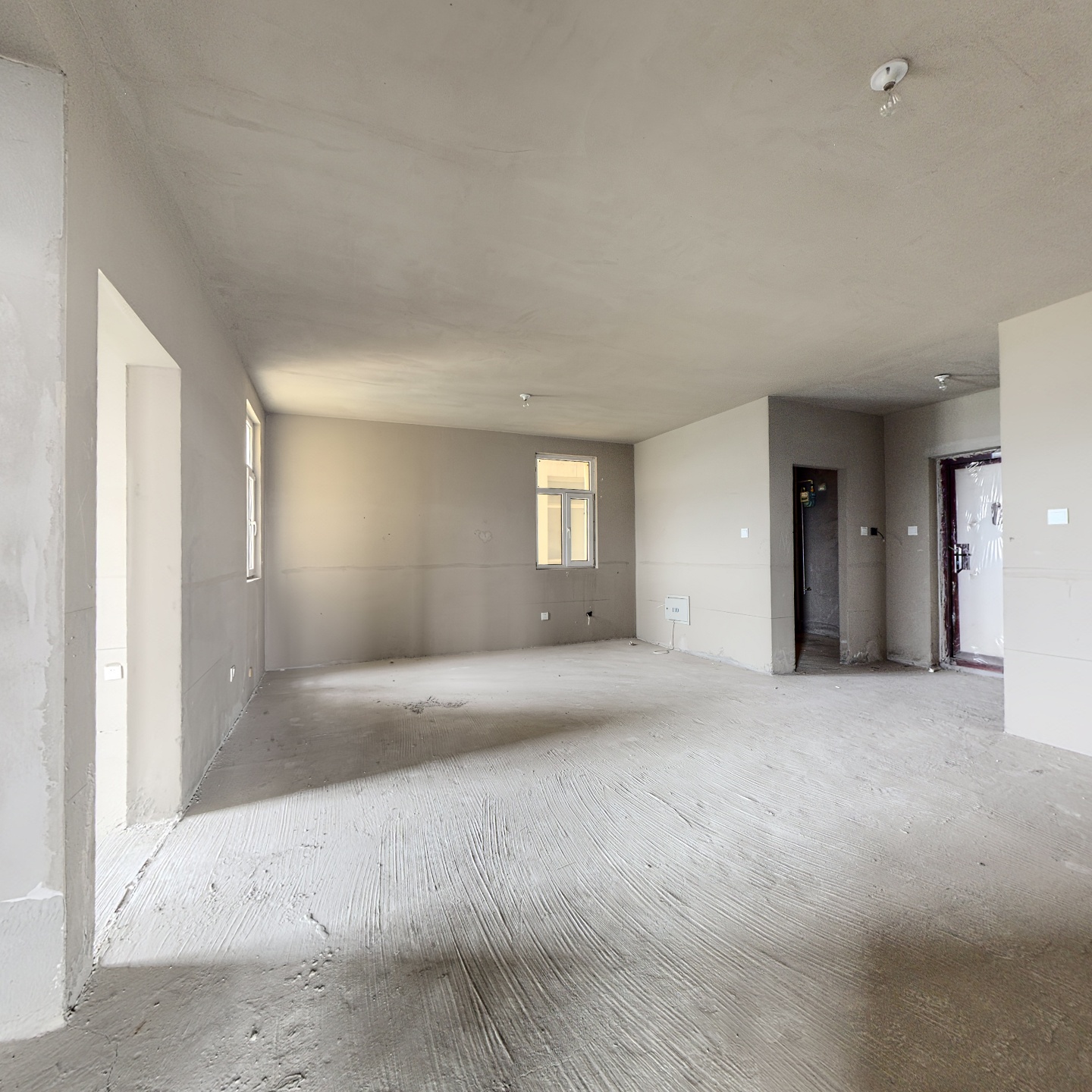 满五唯一 中间楼层 三居采光全天