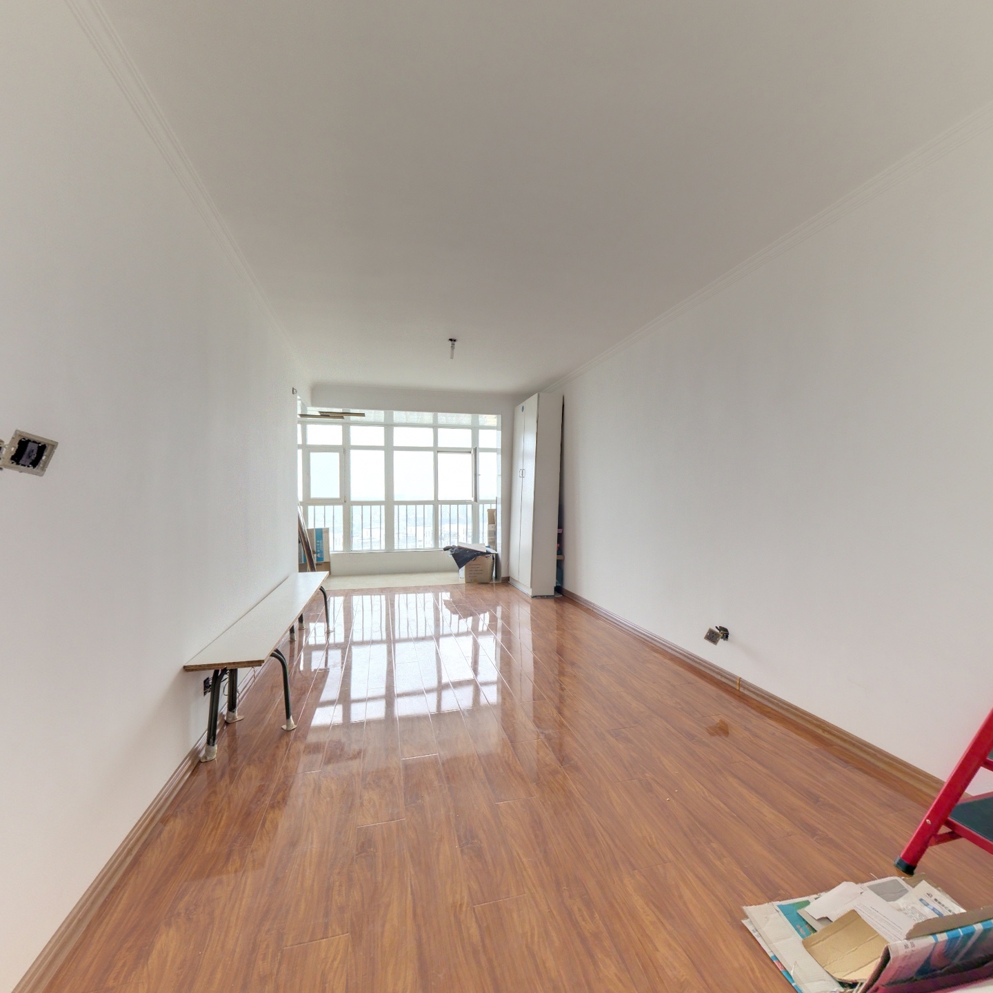 满五唯一 精装 修 楼层好 可拎包住