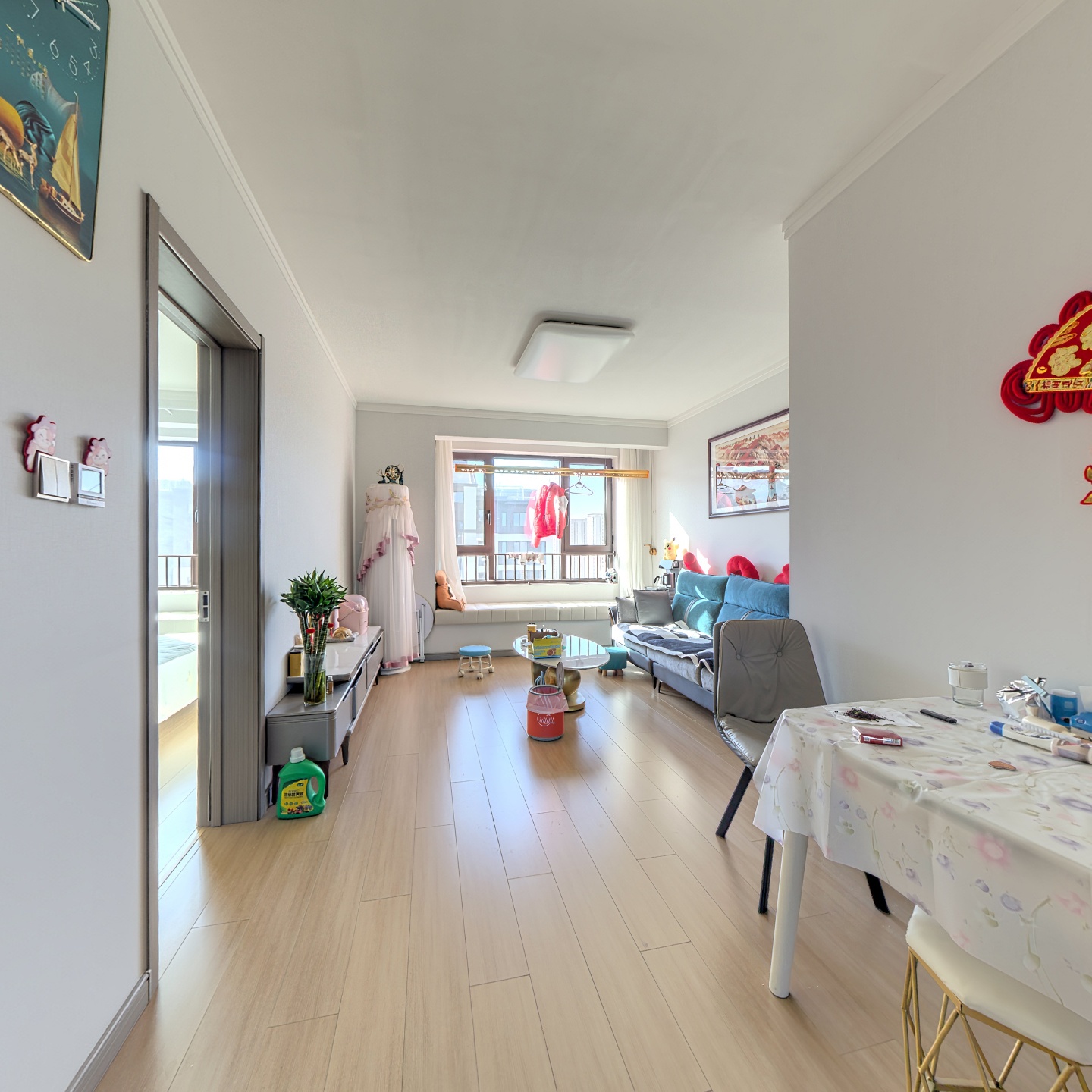 高铁新城 樾府国际南北通透 两居 次顶层 采光好