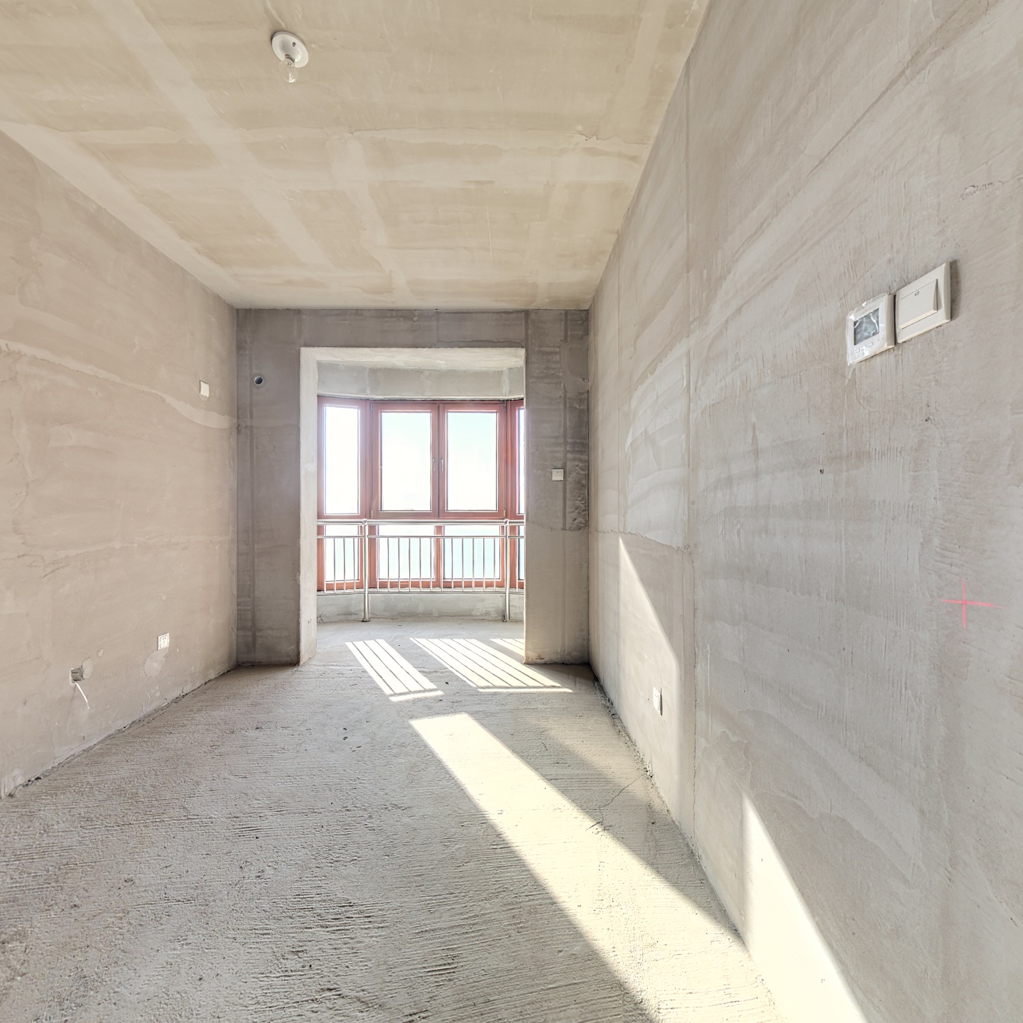 市区天花板南北通透大三居，格局好。