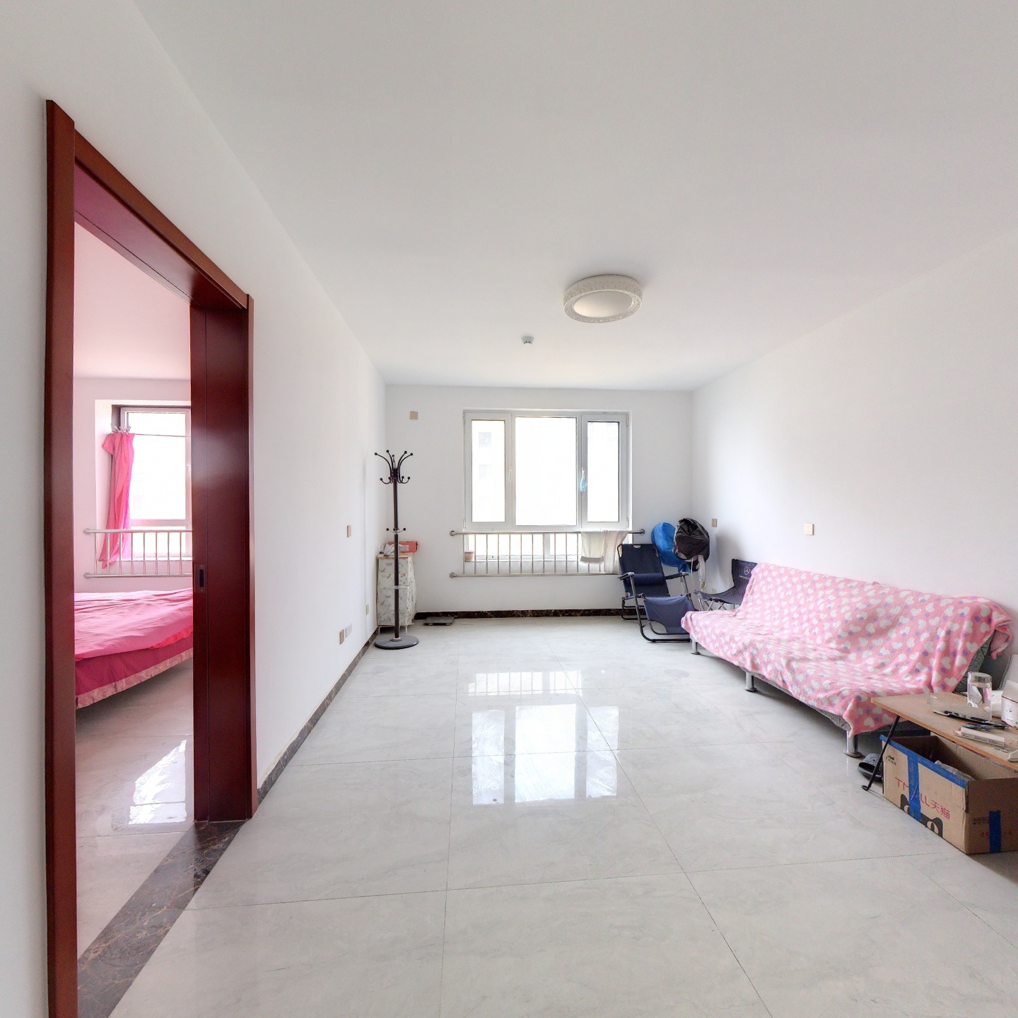 德信公园旁的房子，全天无遮挡，经典户型