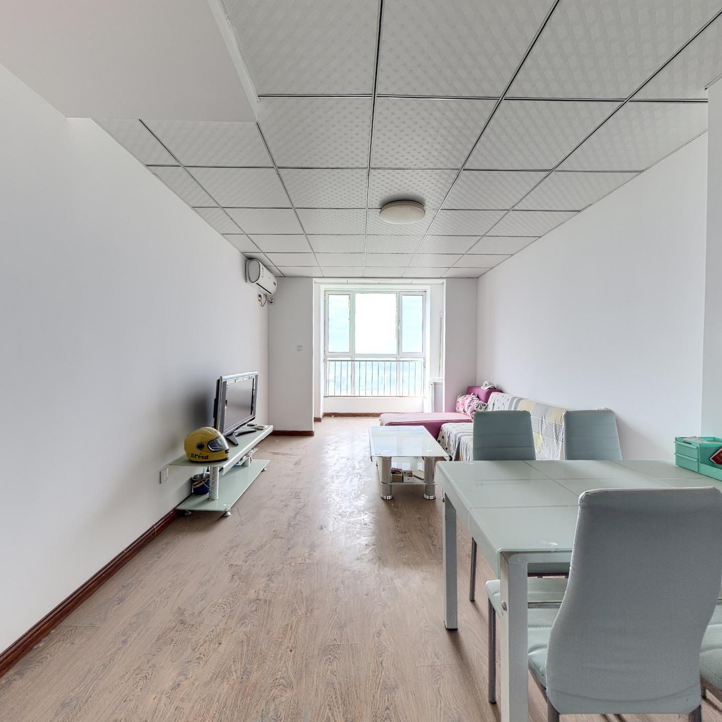 南北向的户型，采光好，户型好，视野好