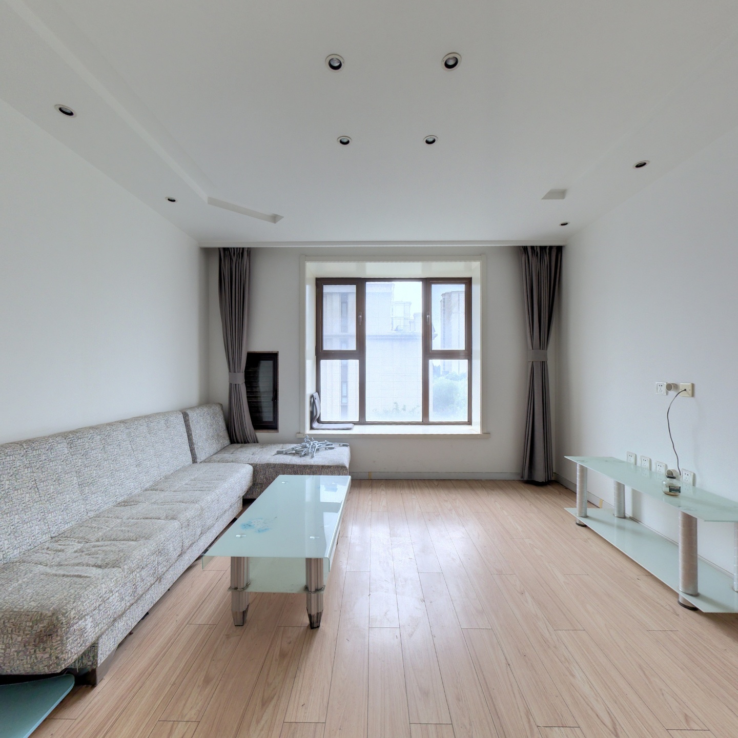 业主诚心出售，明厨明卫，独立餐厅。