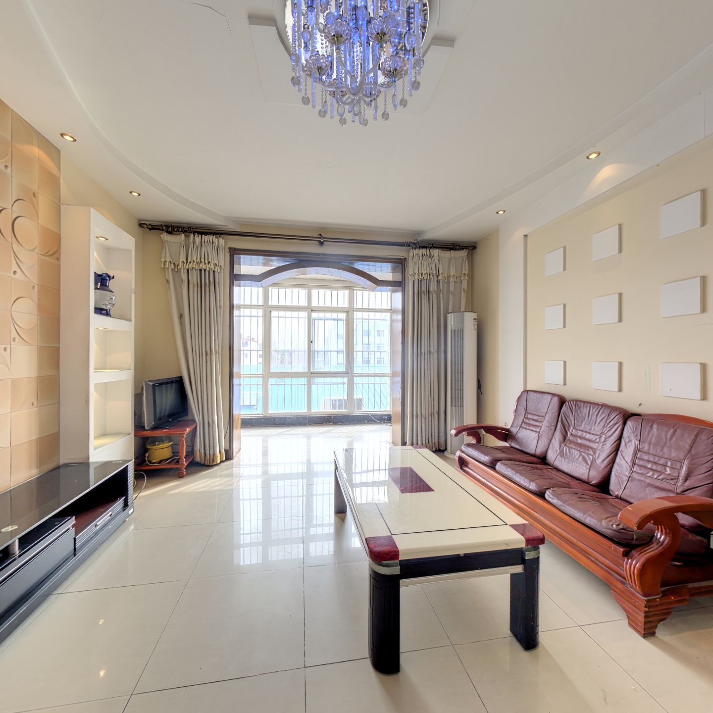 经典板楼，大三居，满五不唯一，南北通透，采光好，