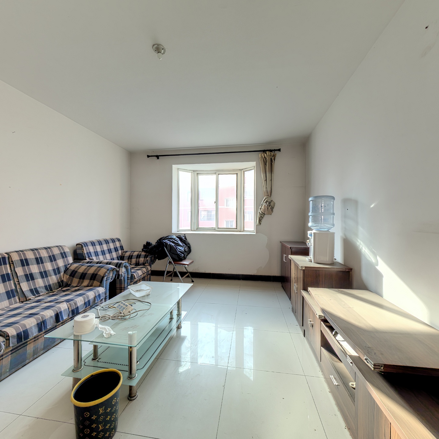 华福佳缘小区 中间楼层 交通便利