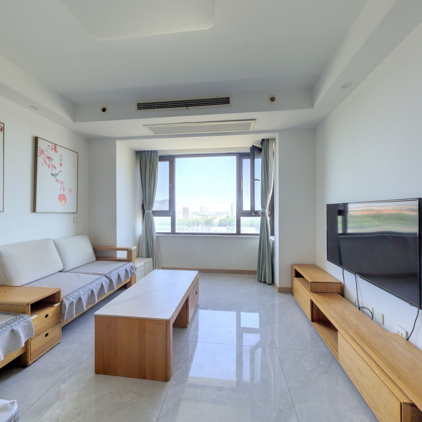 天伦湾馨园 精装三居 中间层 房本满