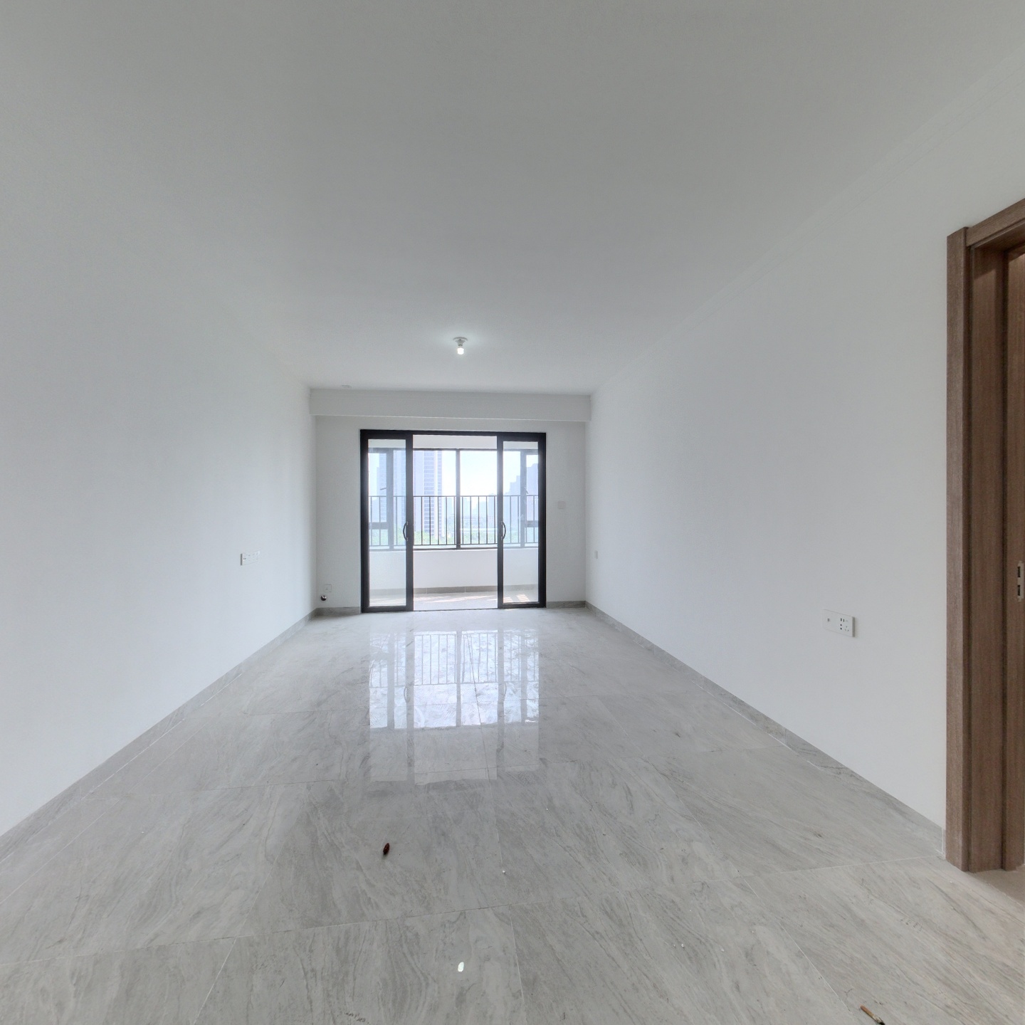 九华芯美的莲城全新精装三房电梯中层随时看房