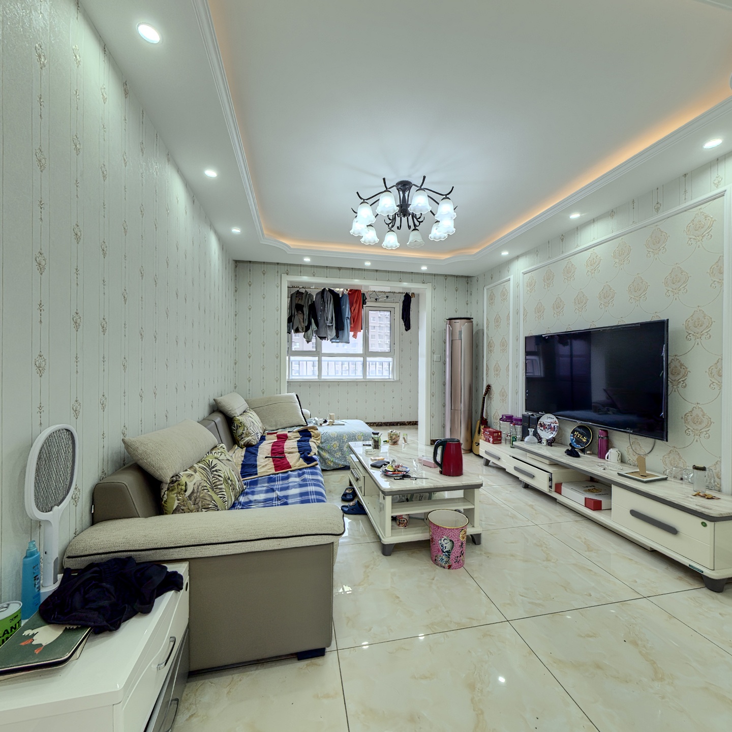 精装修 南北通透三居，楼间距大 70年产权