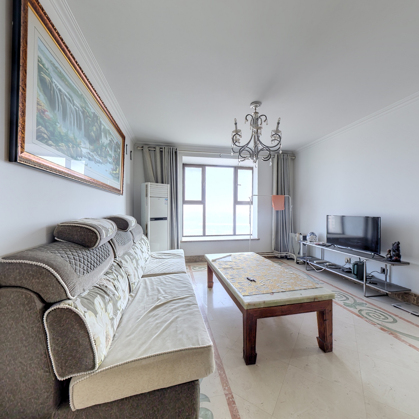 明卫 精装修 东户 满五 高楼层 视野开阔 带家具家电