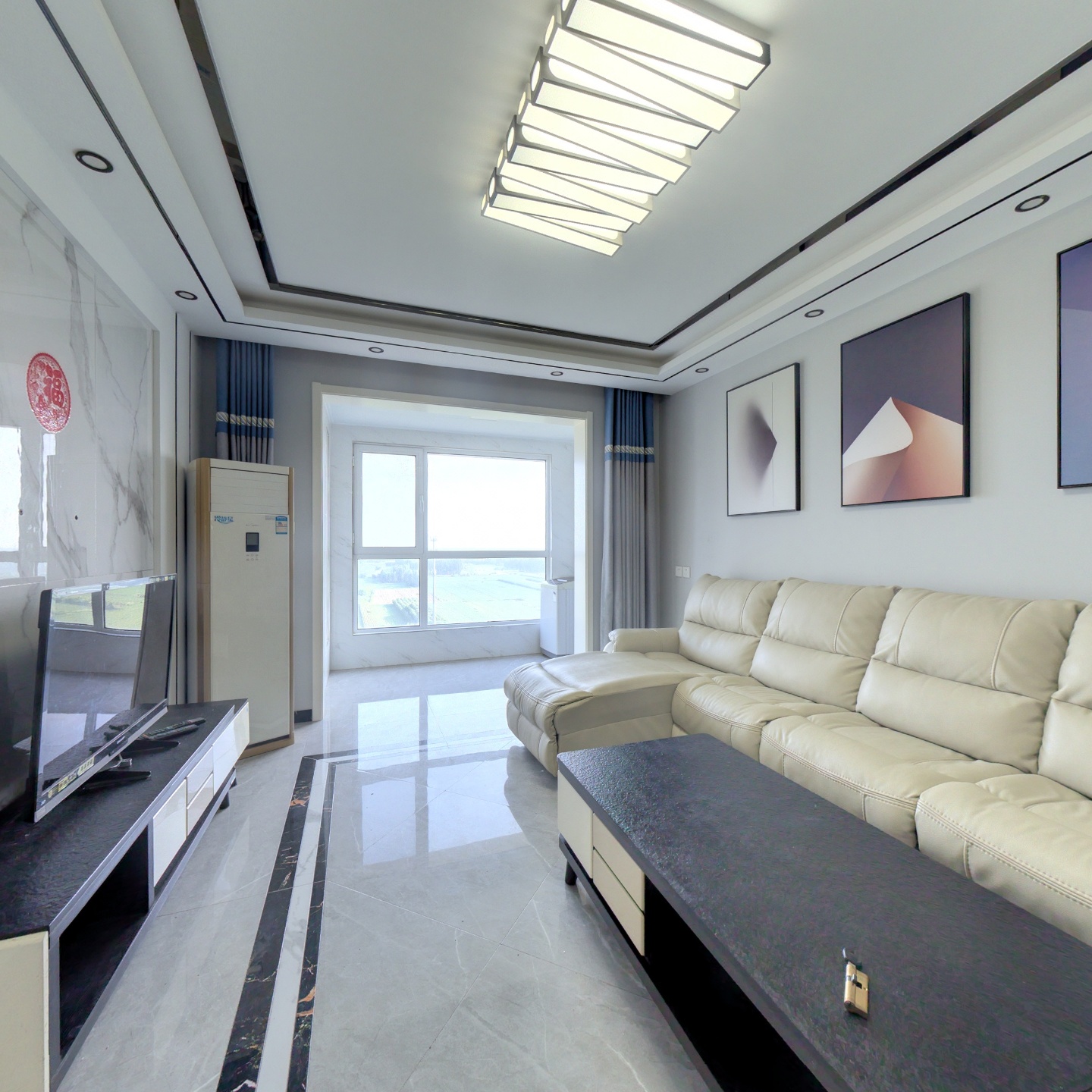 南北向的户型，采光好，户型好，视野好