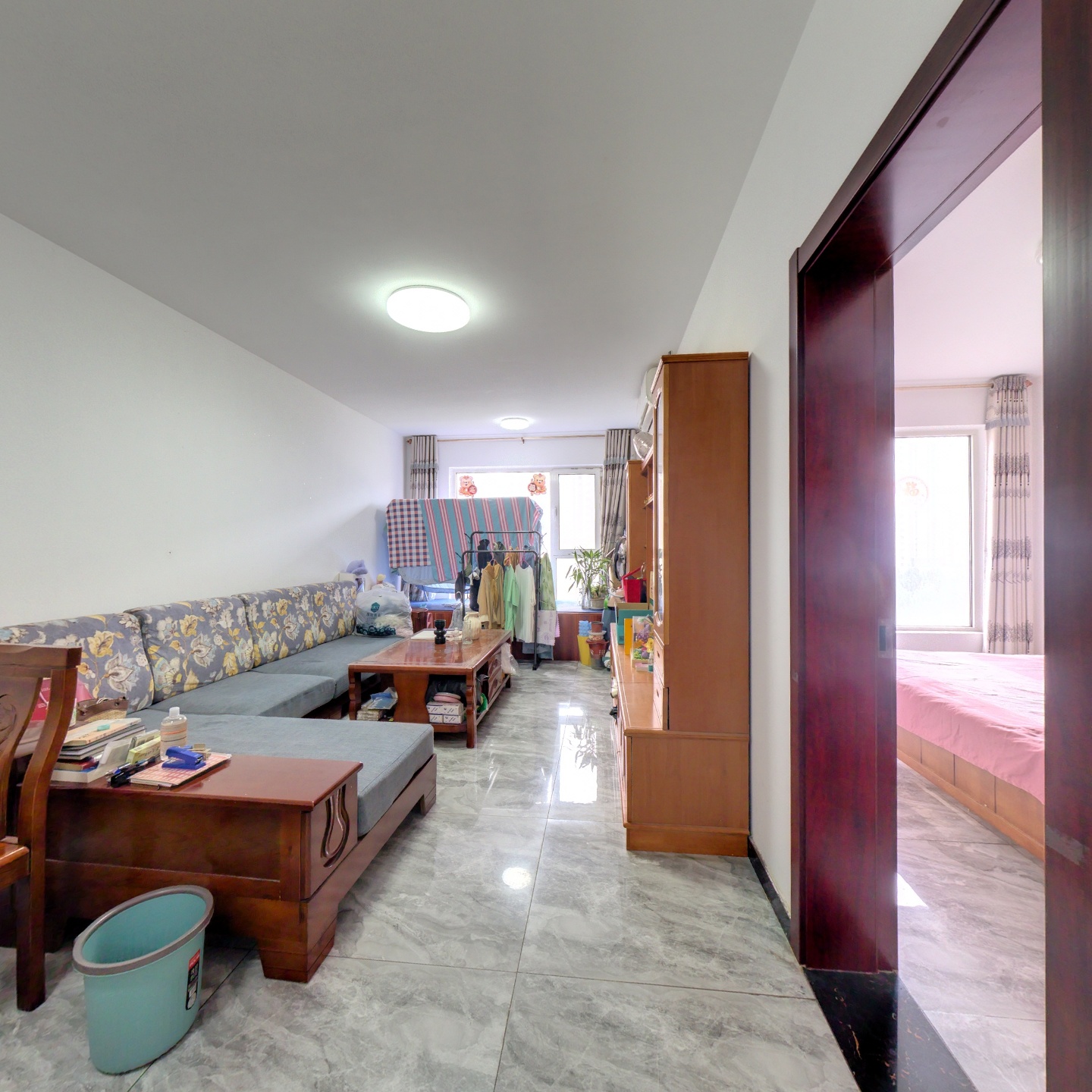 精装大两居 高楼层采光和视野好