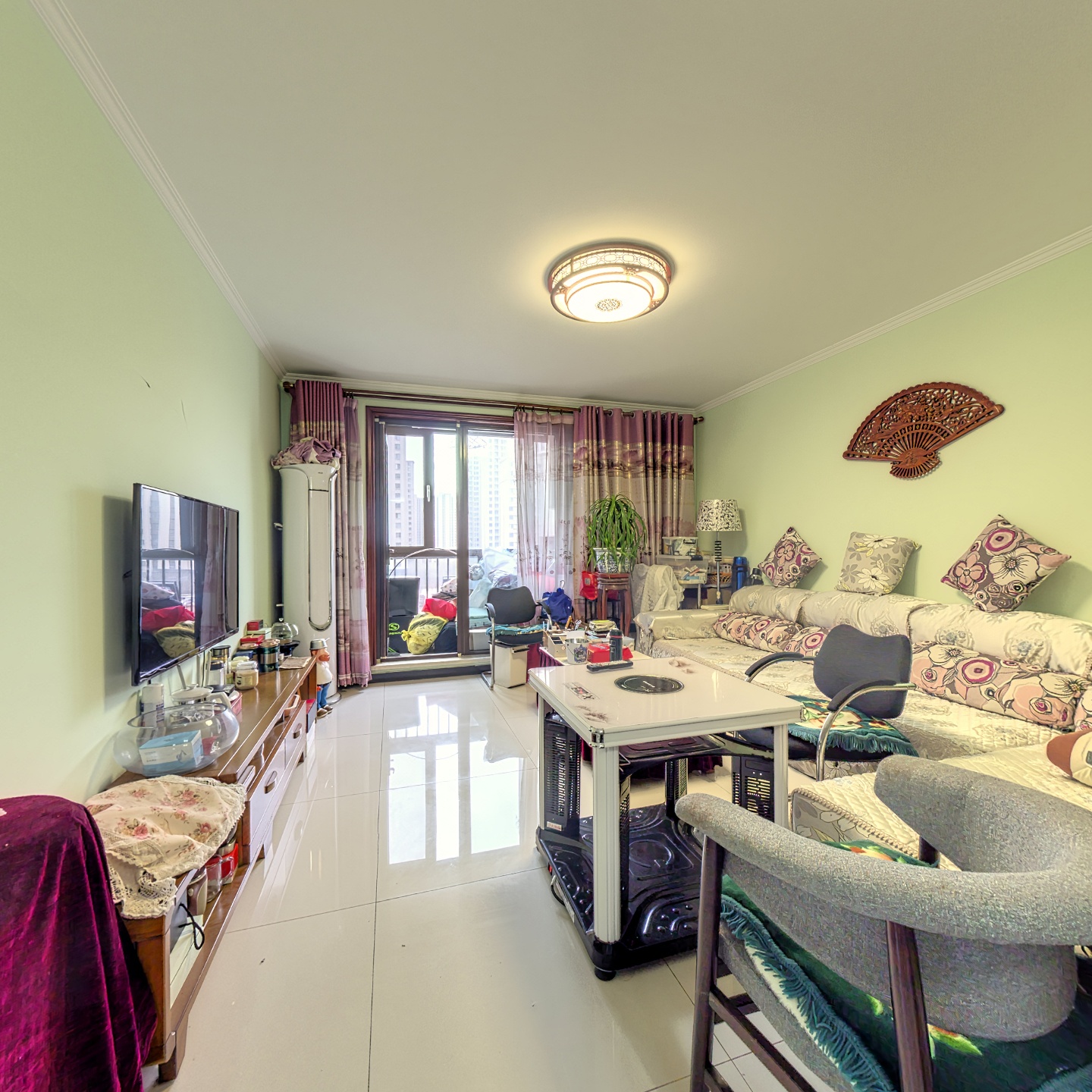 洋房全明格局，精装未住，满二税少全天采光