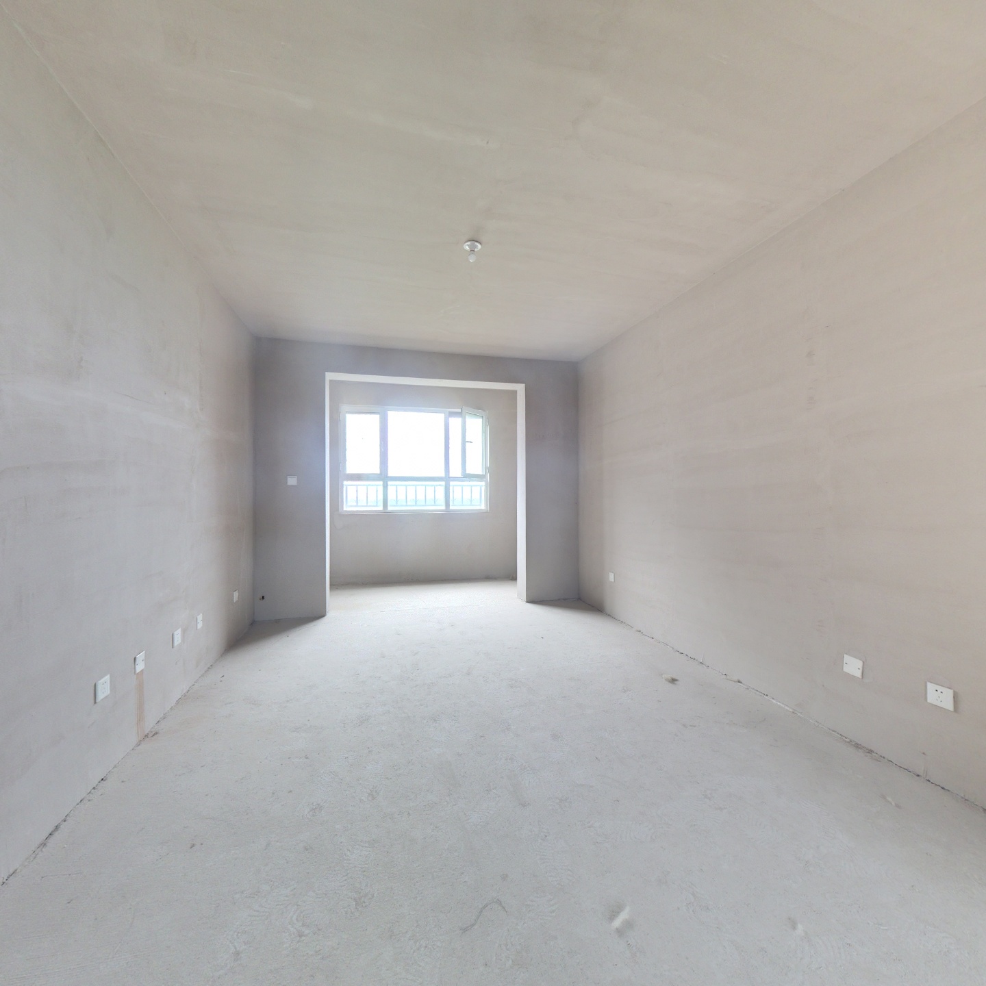 南北通透三居室 中高楼层 景观好 安静无噪音