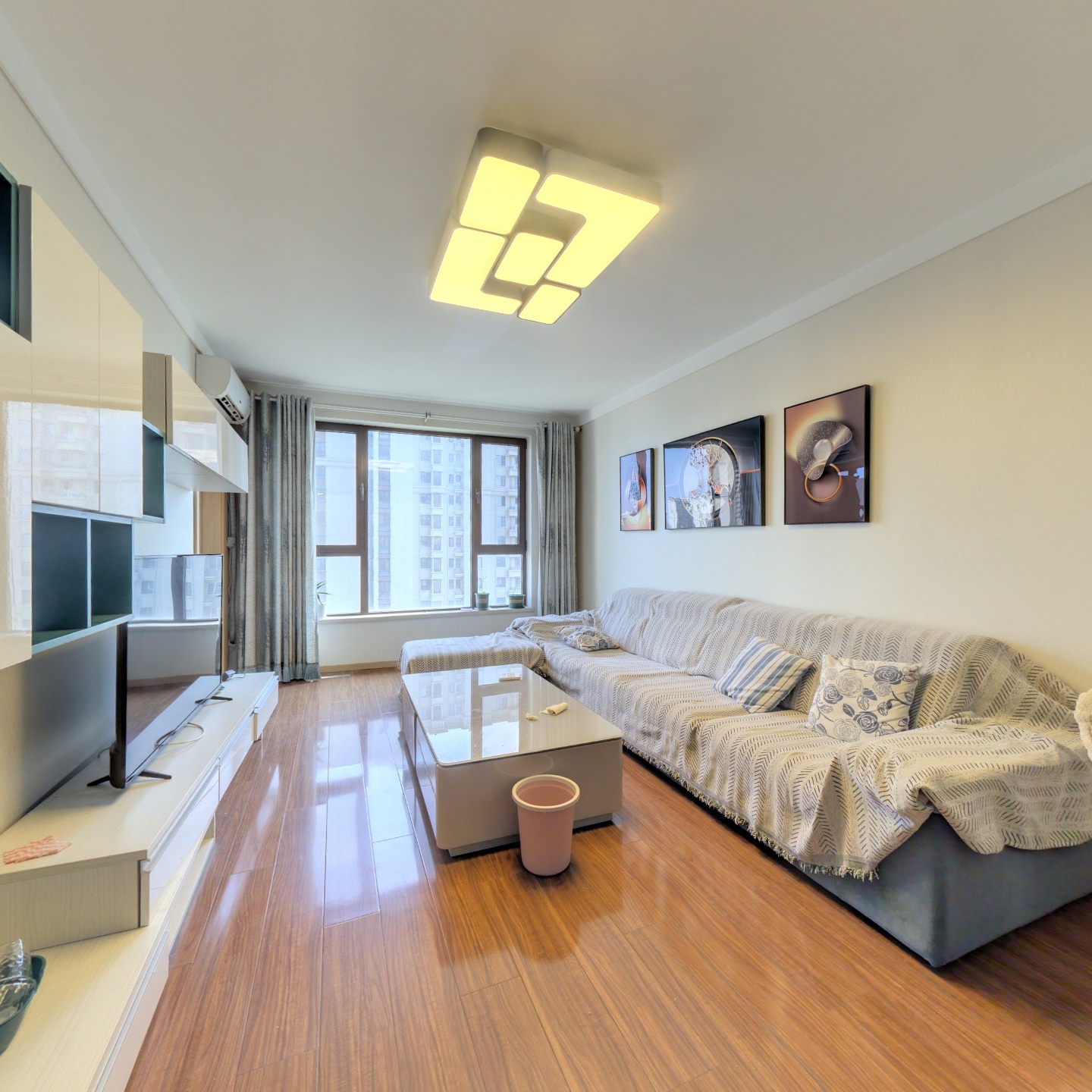 业主好沟通，房子精装修，家具家电齐全，可拎包入住