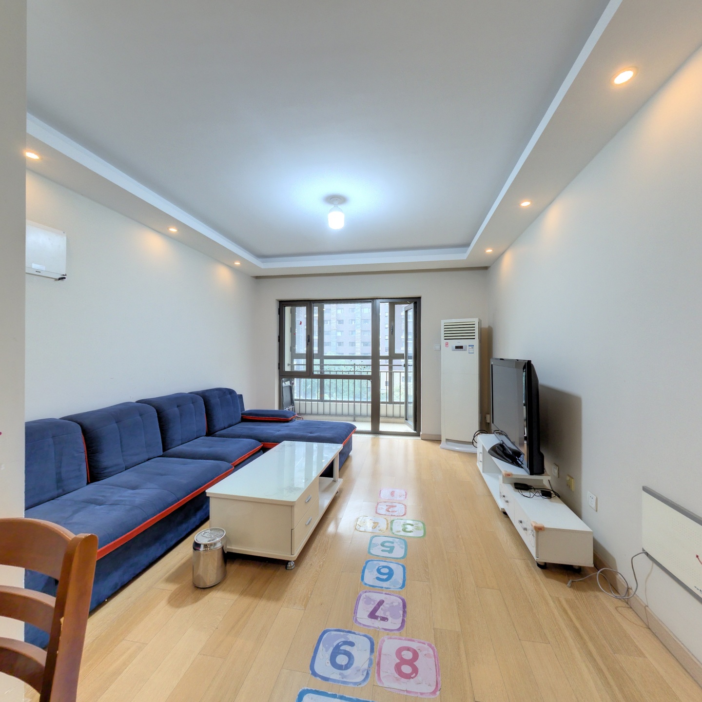 萬科藍(lán)藍(lán)沁家園 南北板樓三居 一梯兩戶 全明格局