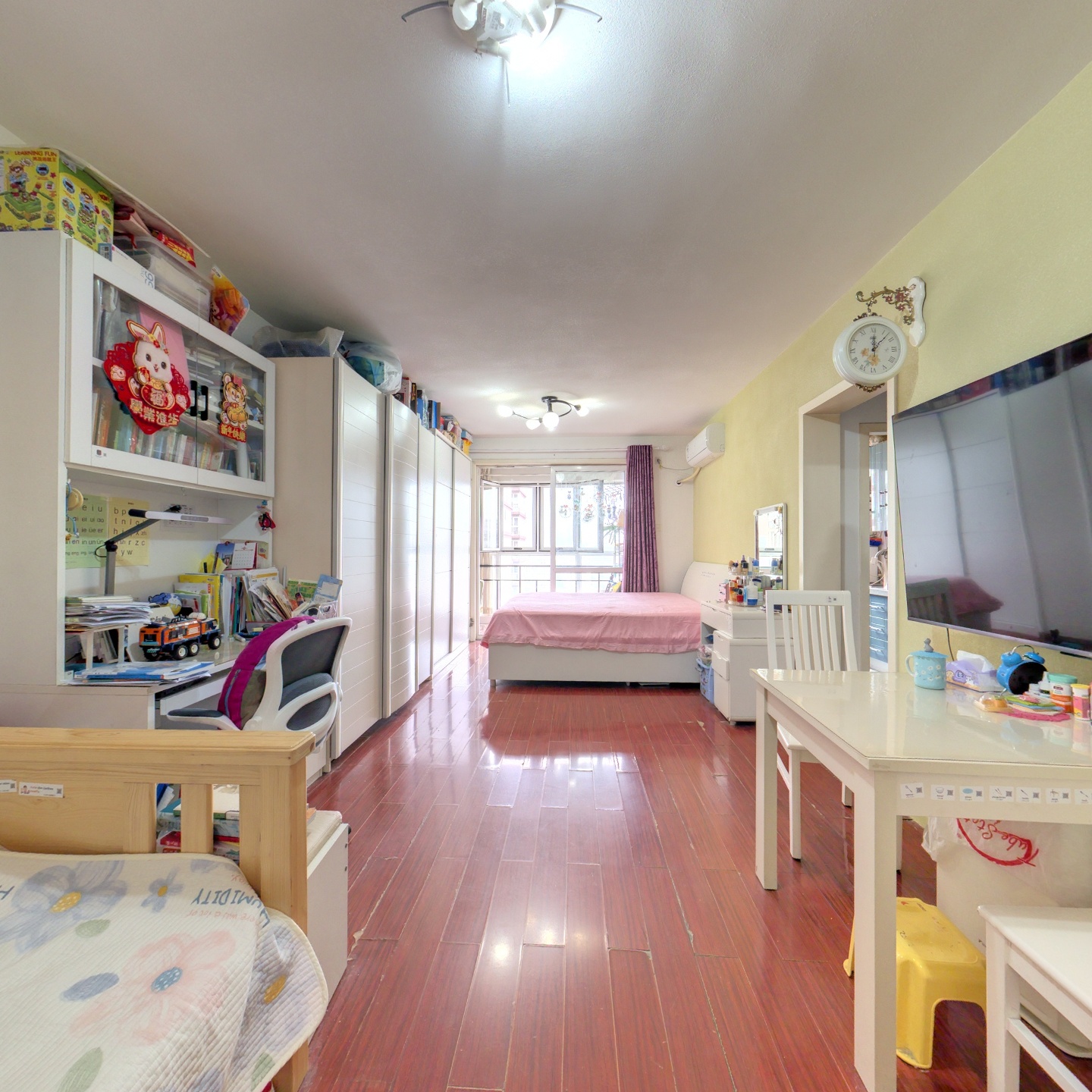 文慧園15號(hào)16公寓 1室1廳 西