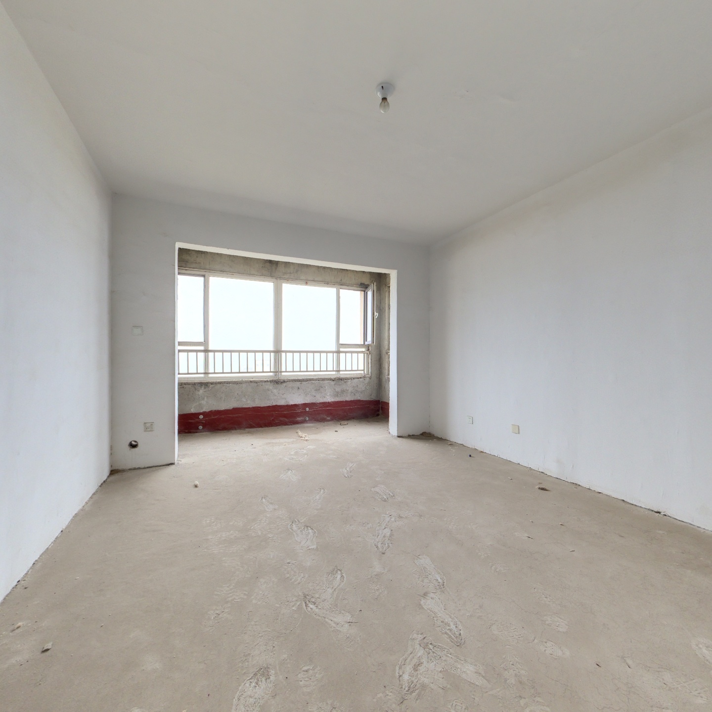 海天辰韵    带车位     储藏室