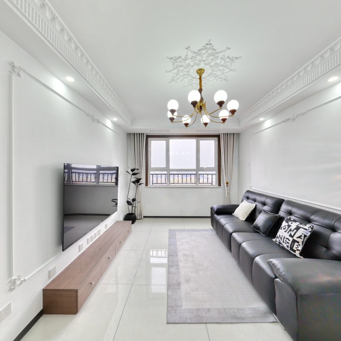 鹏渤印象城牛津花园 2室1厅 东南