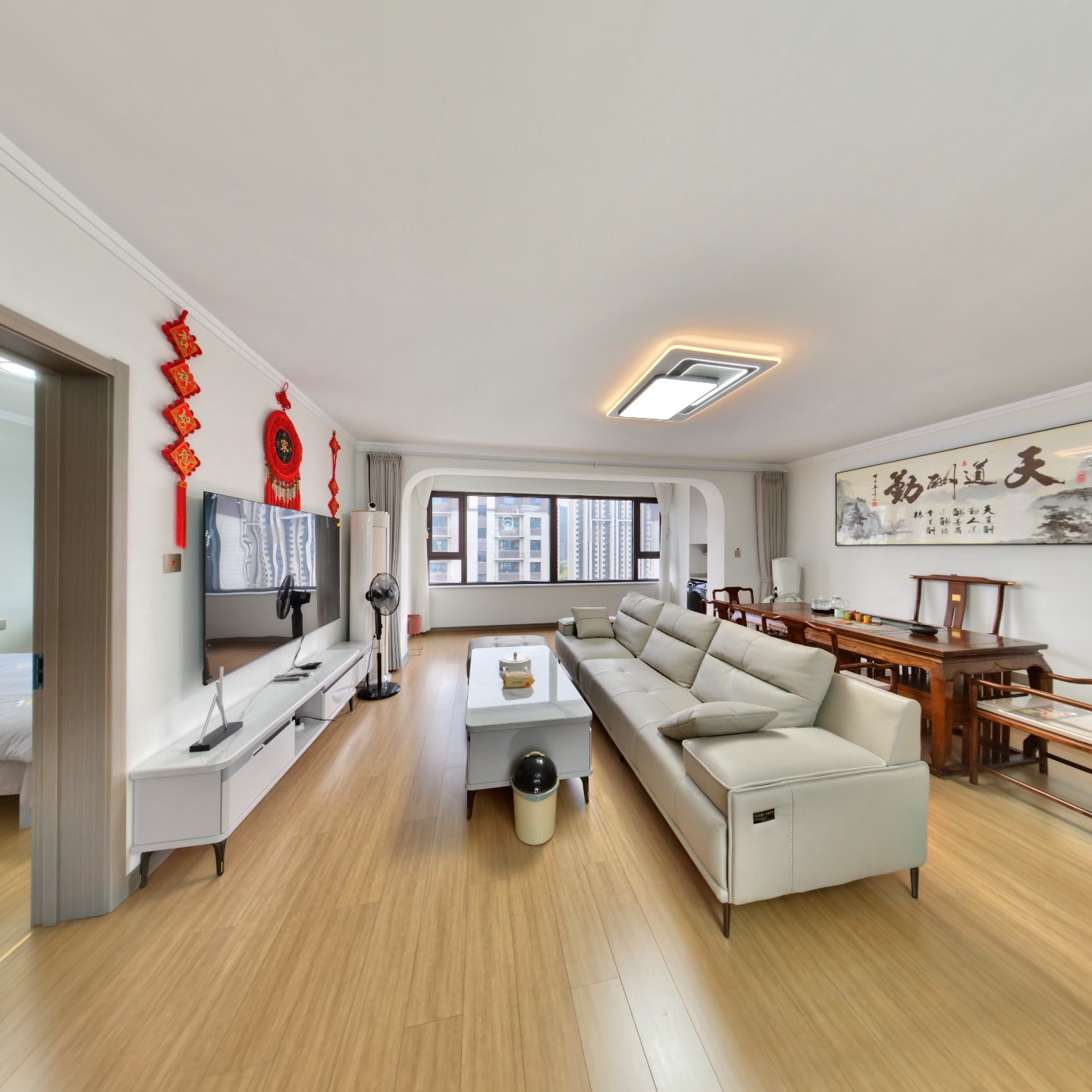 中国铁建越府国际一梯两户，洋房社区，业主自住精装