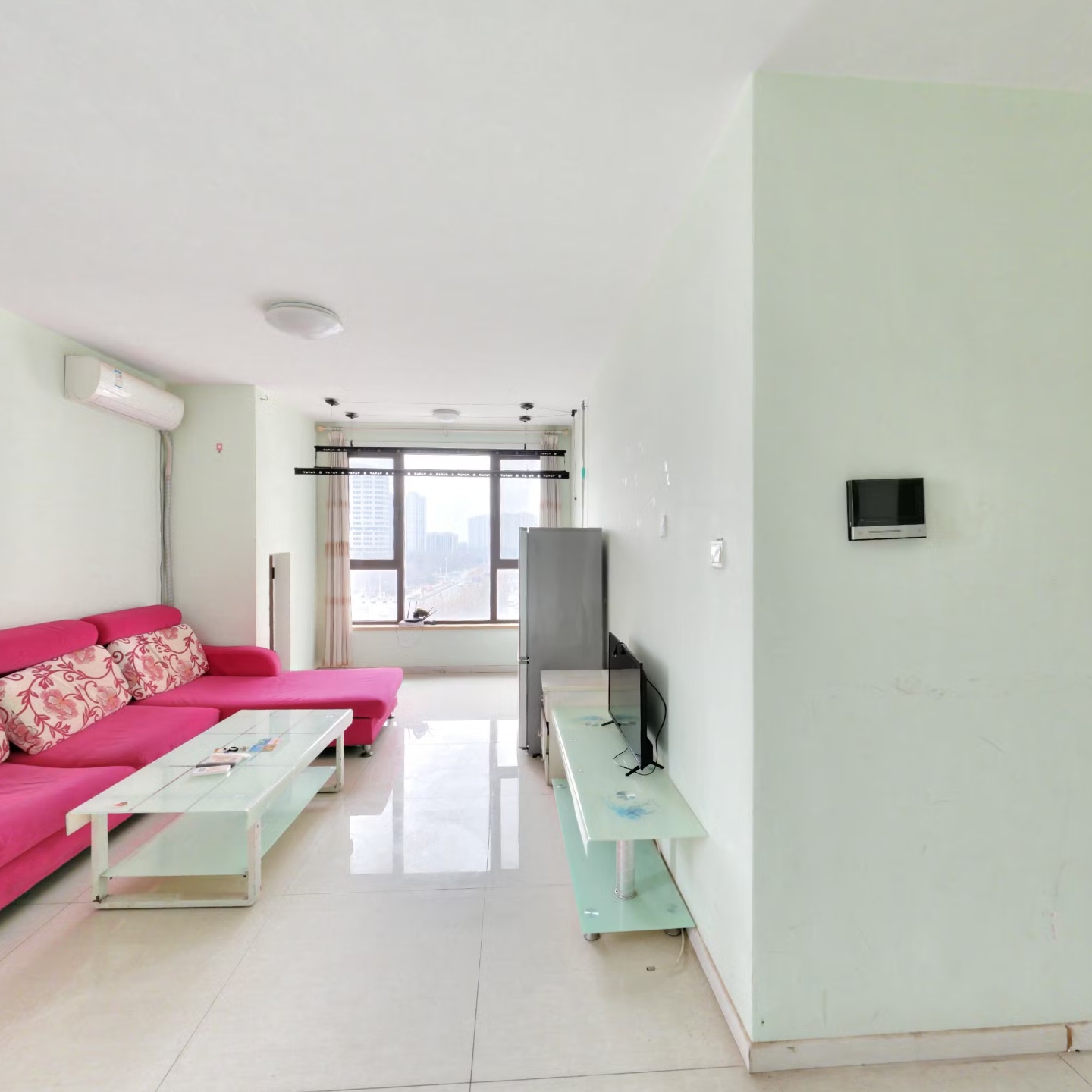 鸿坤理想湾 2居室 环境好 采光好 南北通透格局