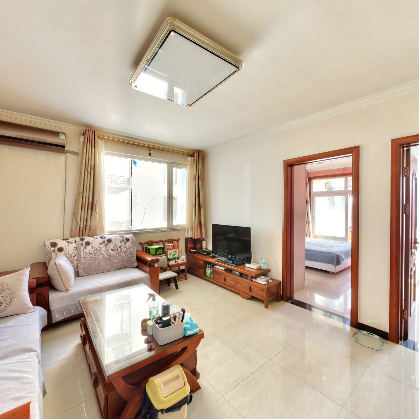 华阳中路天保郦景正规南向带装修两居出售