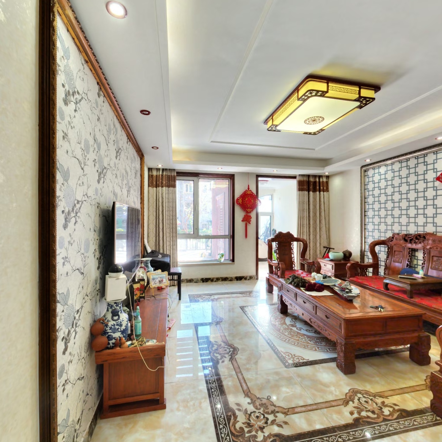 南北通透，户型方正，低楼层，花园小区，拎包入住