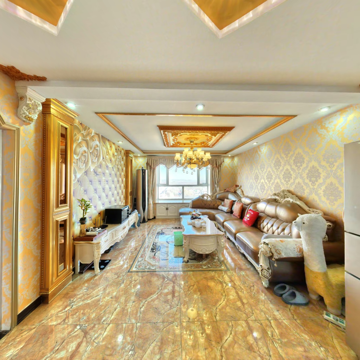 此房满二 南北通透，高楼层， 采光好 配套设施齐全