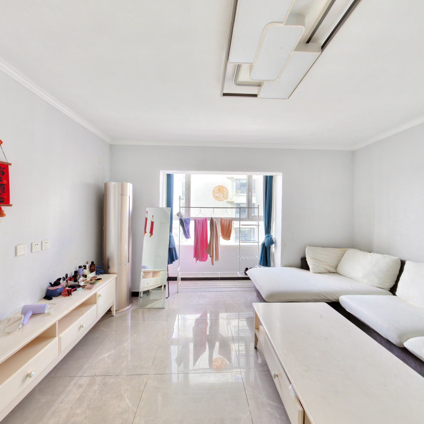 精装两居，家具家电齐，业主诚意出售