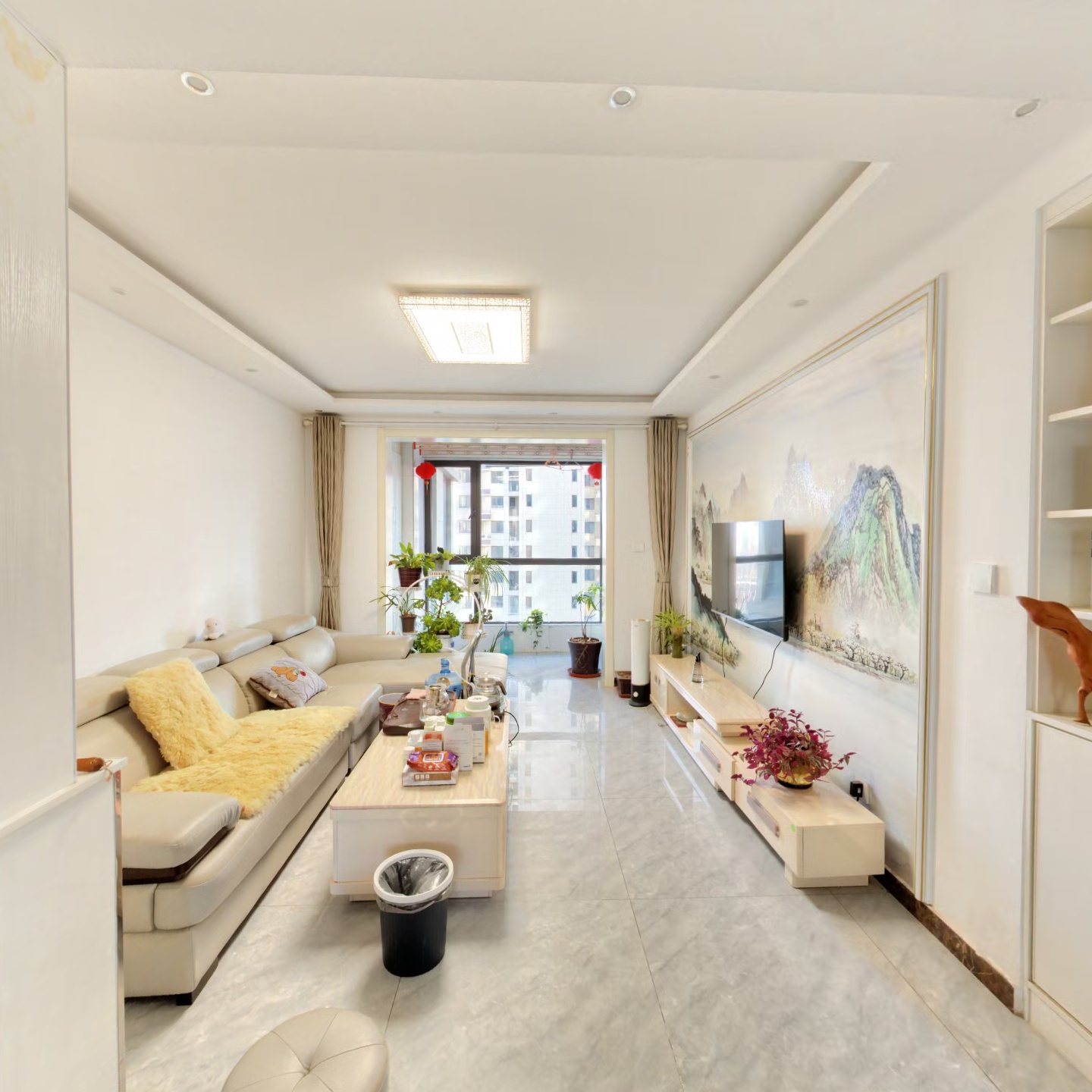 天伦湾一期 南北通透三居室 中间好楼层