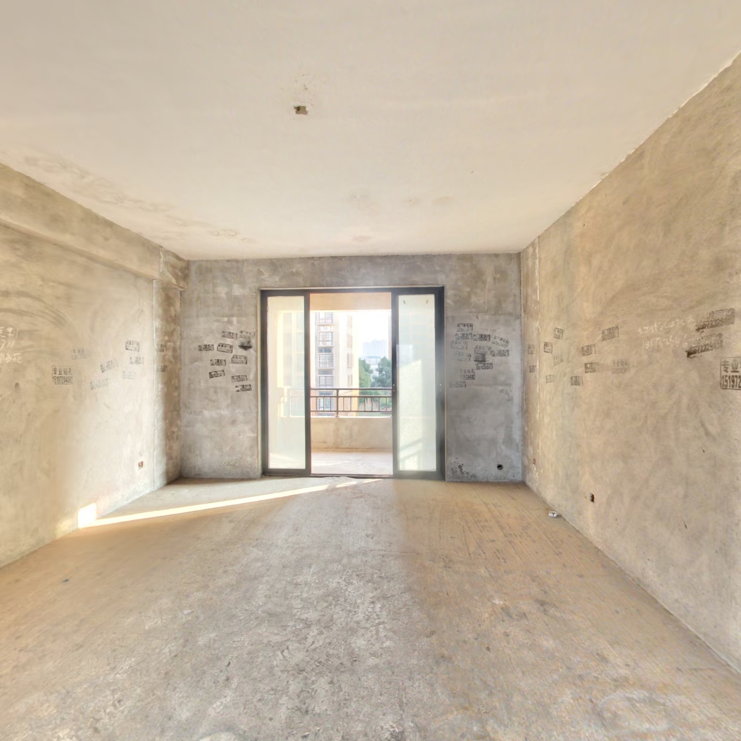 龙盛华府 3室2厅 南 北